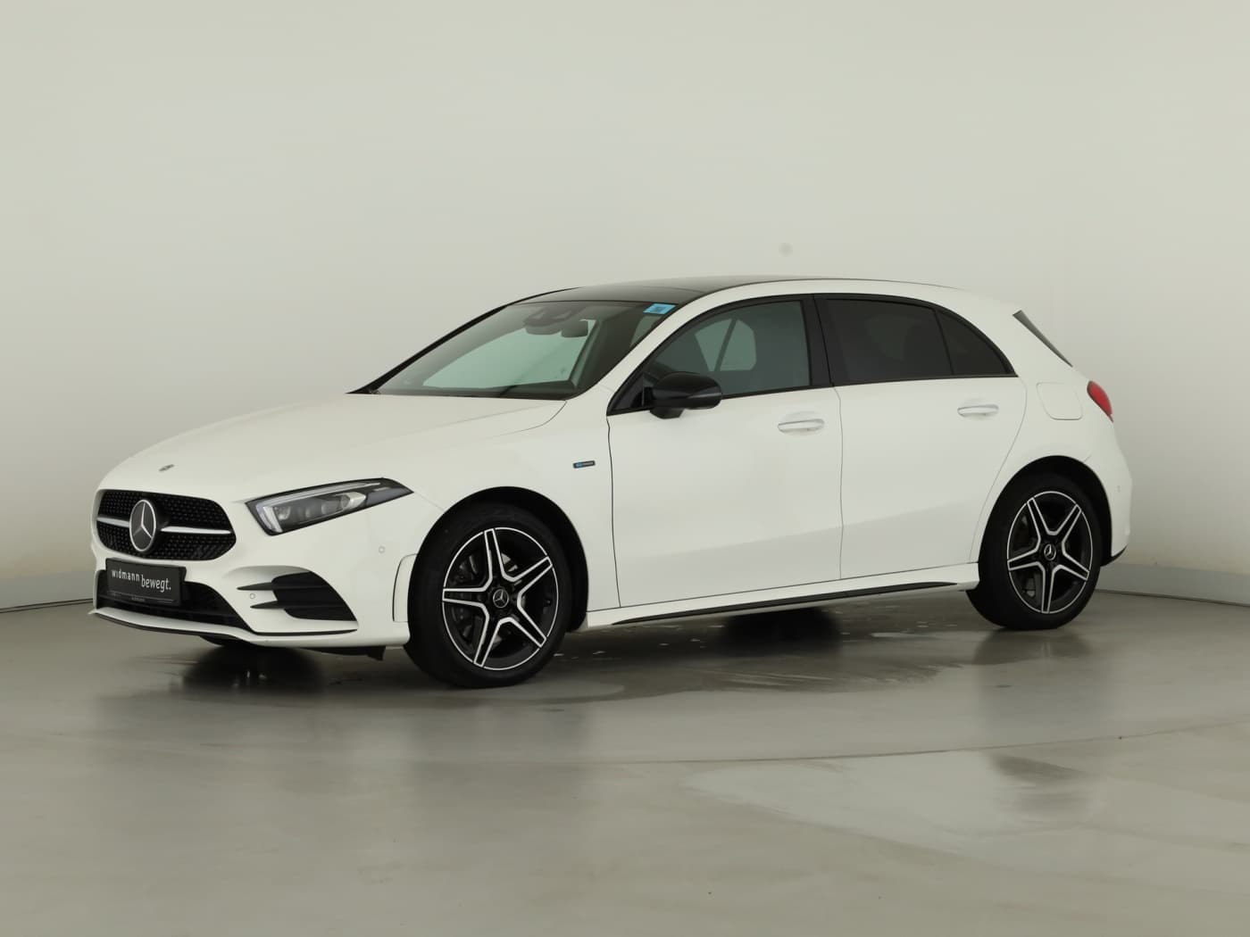 Mercedes-Benz A 250 e Bild 5