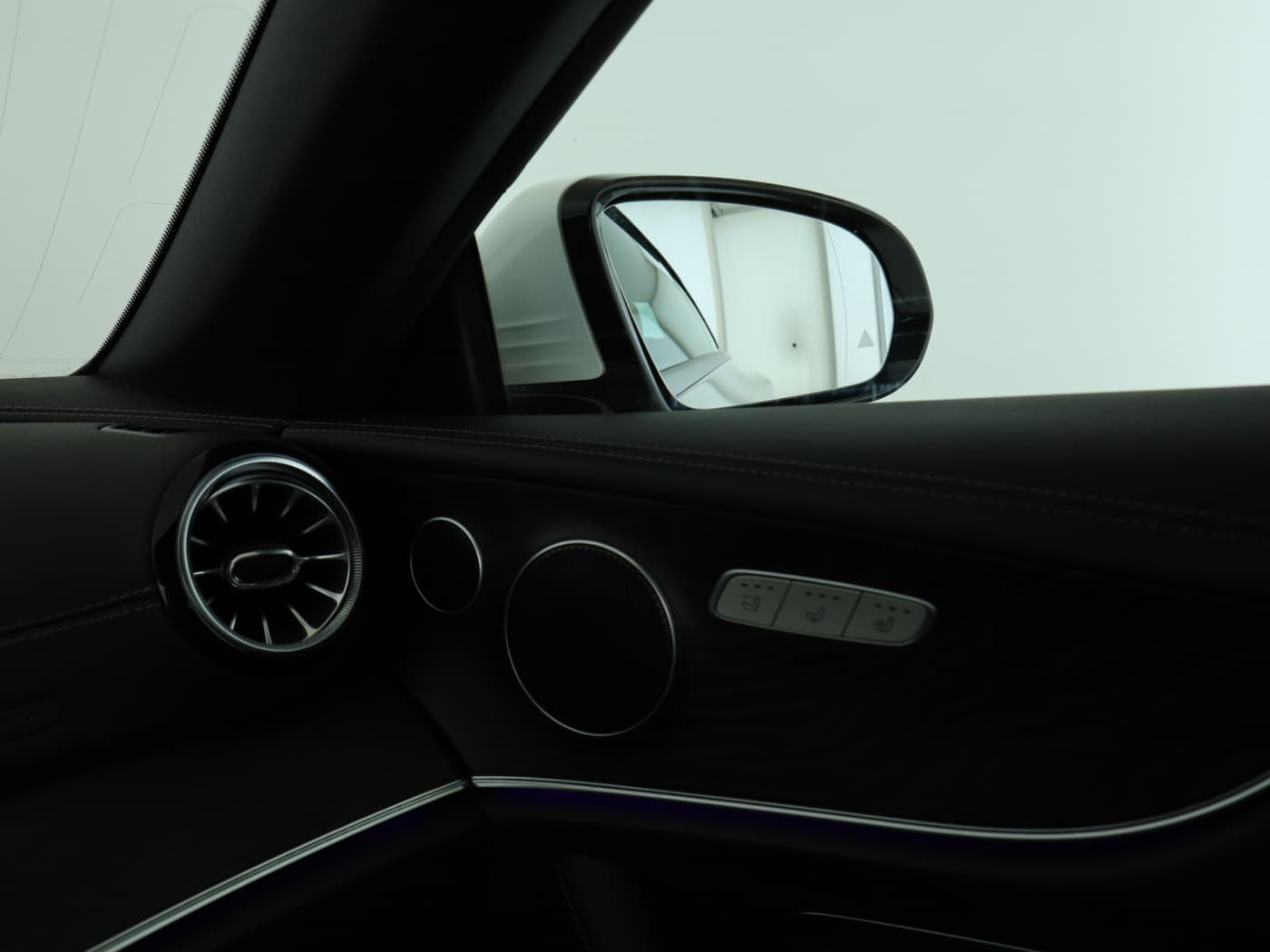 Mercedes-Benz E 200 Cabrio Bild 16
