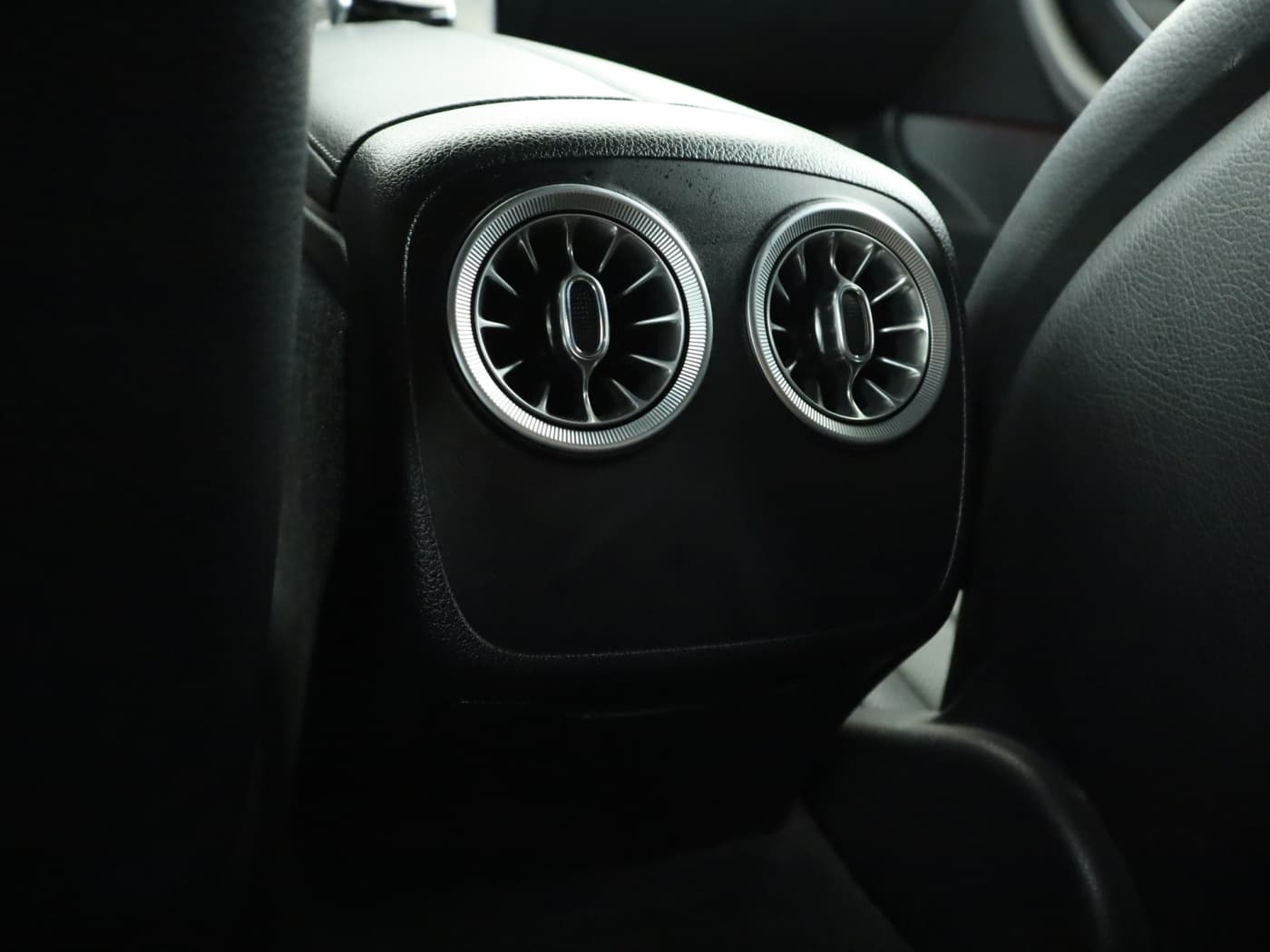 Mercedes-Benz E 200 Cabrio Bild 23