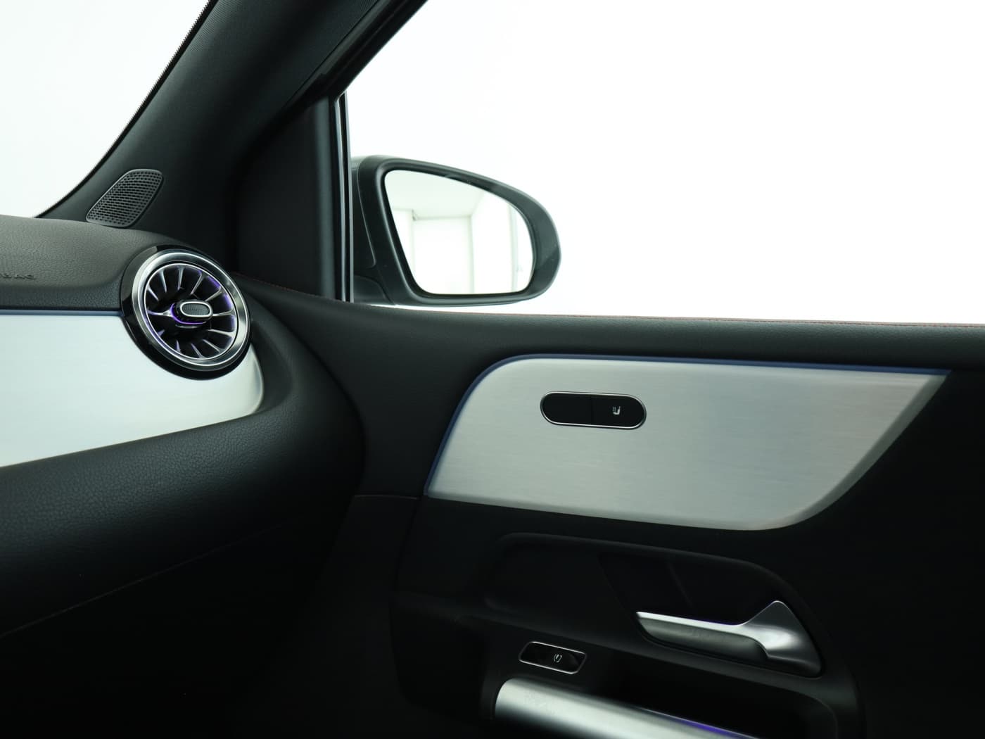 Mercedes-Benz B 200 Bild 16