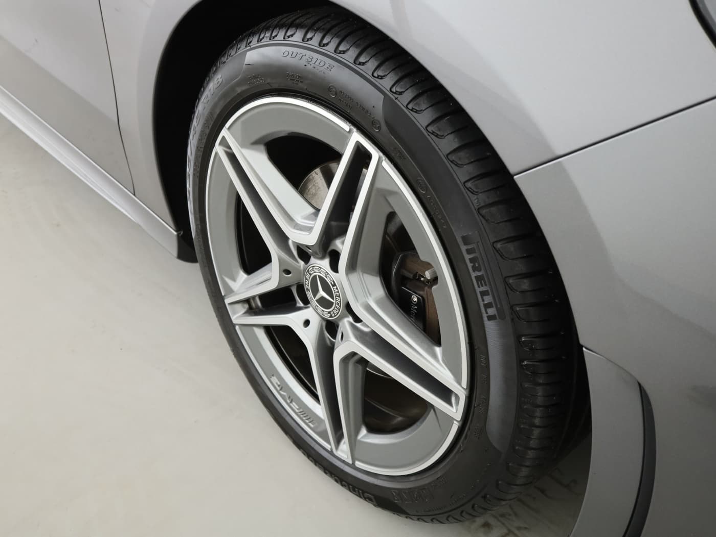 Mercedes-Benz B 200 Bild 22