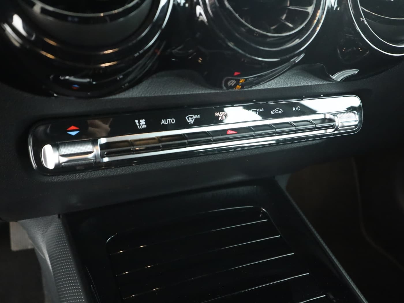 Mercedes-Benz GLB 200 d Bild 14
