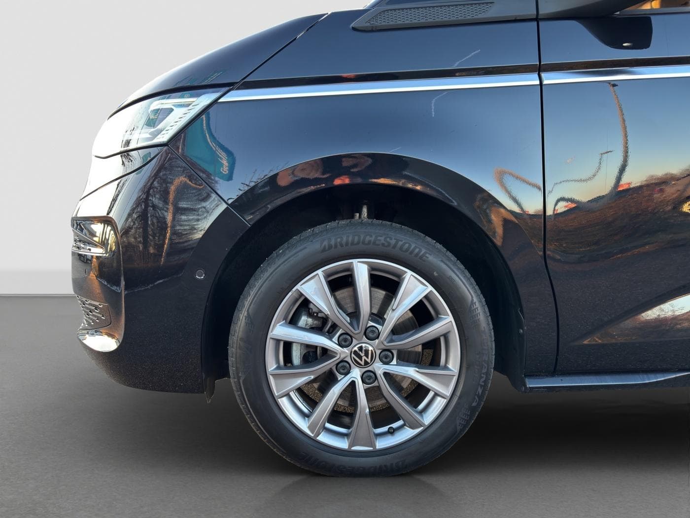 Volkswagen T7 Multivan 1.4 TSI eHybrid Style Bild 18