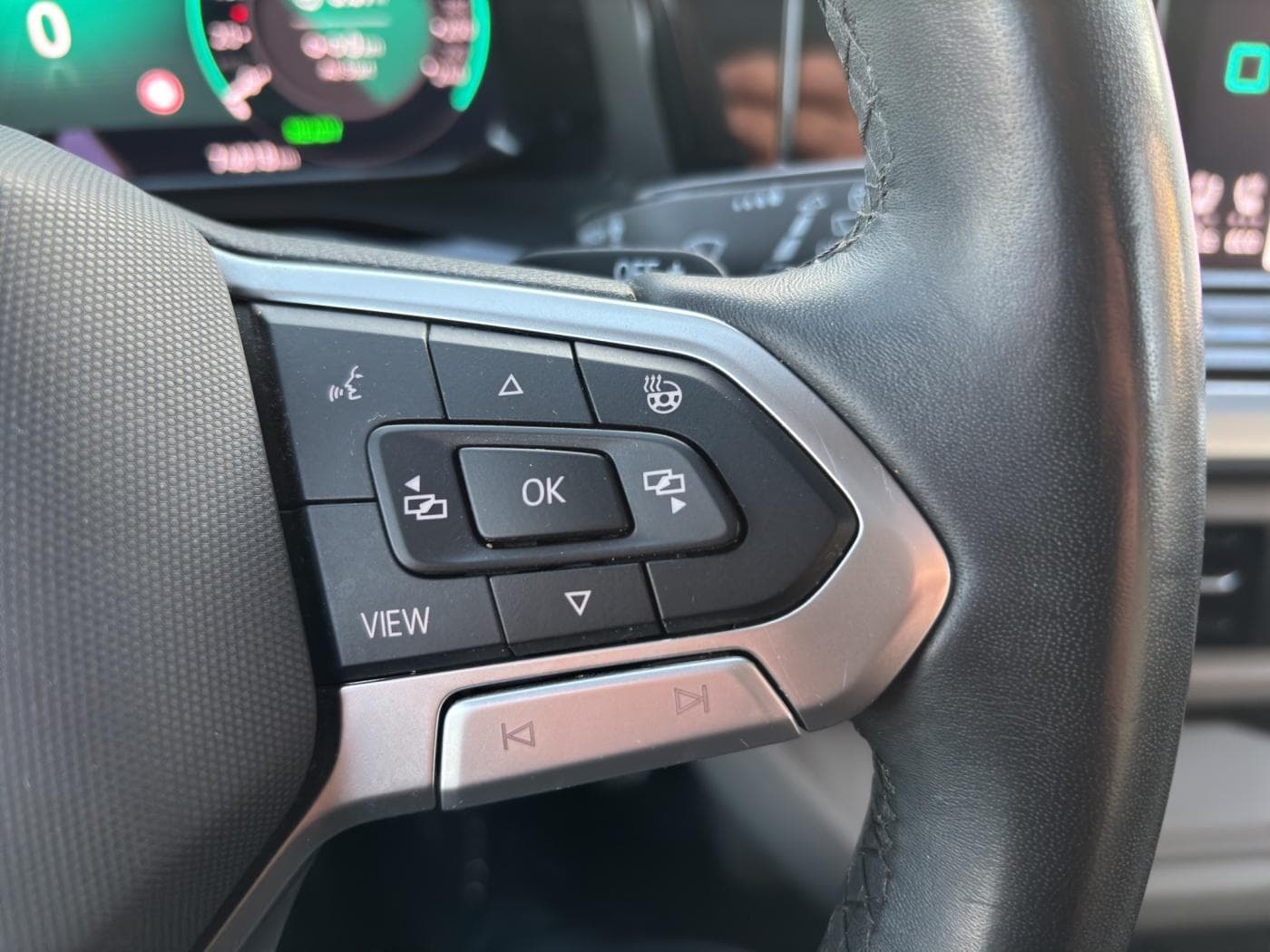 Volkswagen T7 Multivan 1.4 TSI eHybrid Style Bild 23