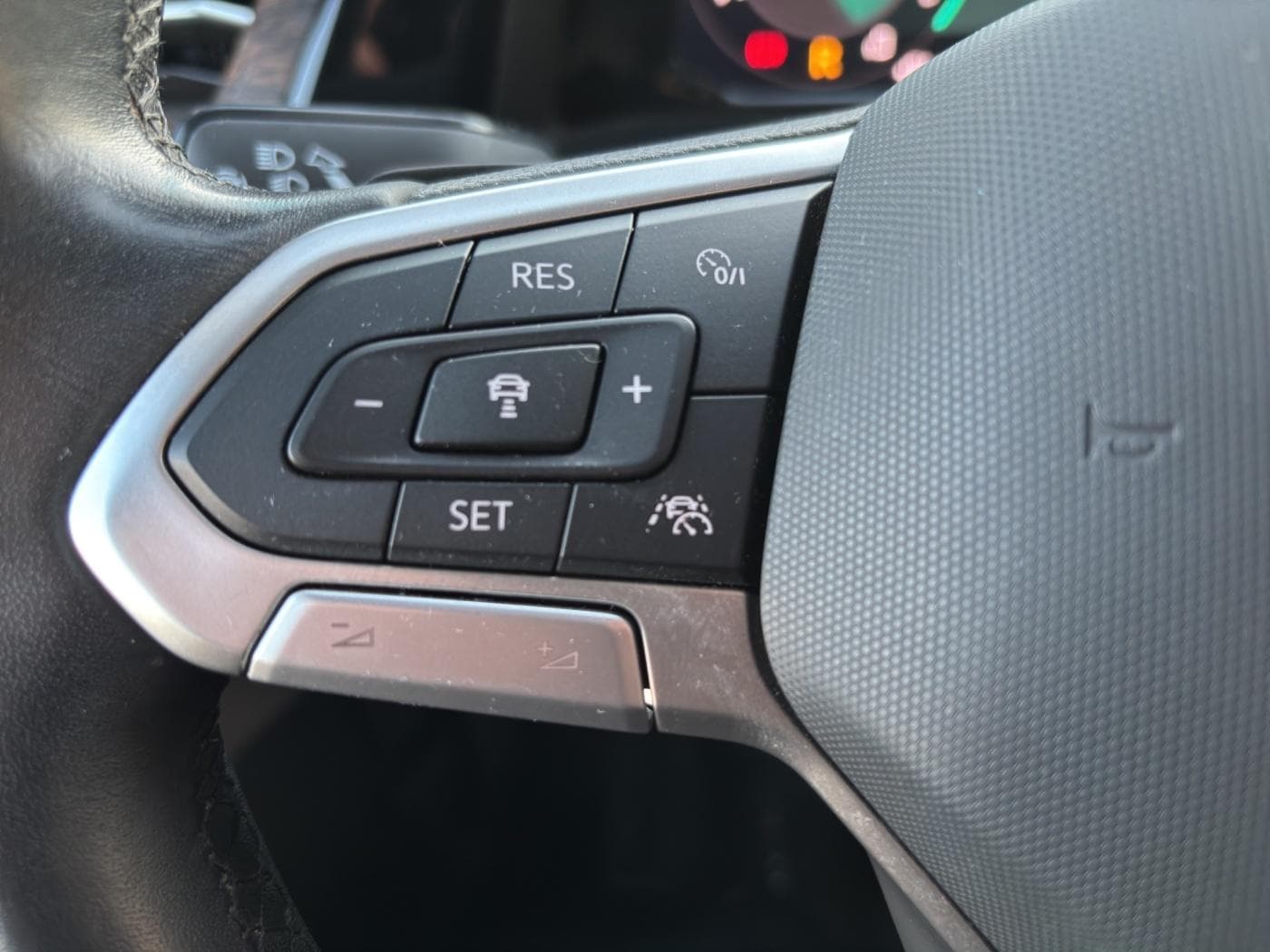 Volkswagen T7 Multivan 1.4 TSI eHybrid Style Bild 24