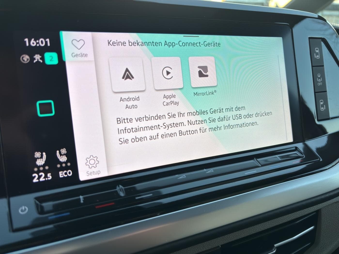 Volkswagen T7 Multivan 1.4 TSI eHybrid Style Bild 25