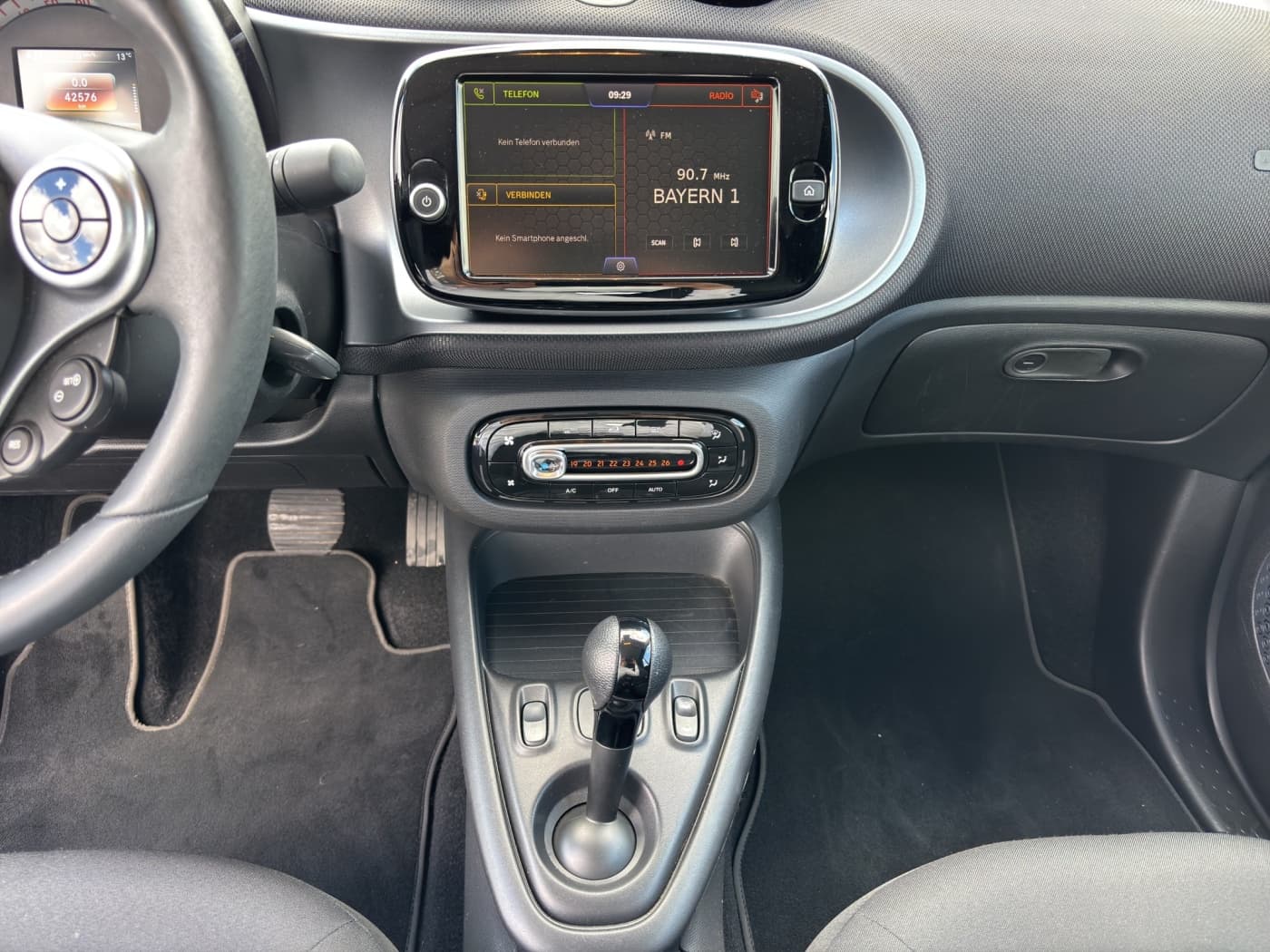 Smart fortwo EQ cabrio Bild 12