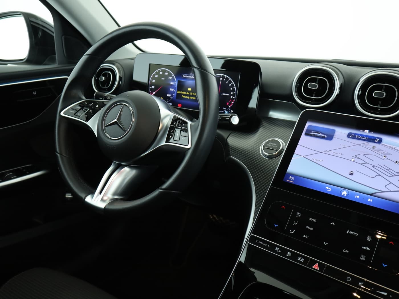 Mercedes-Benz C 300 e T Bild 10