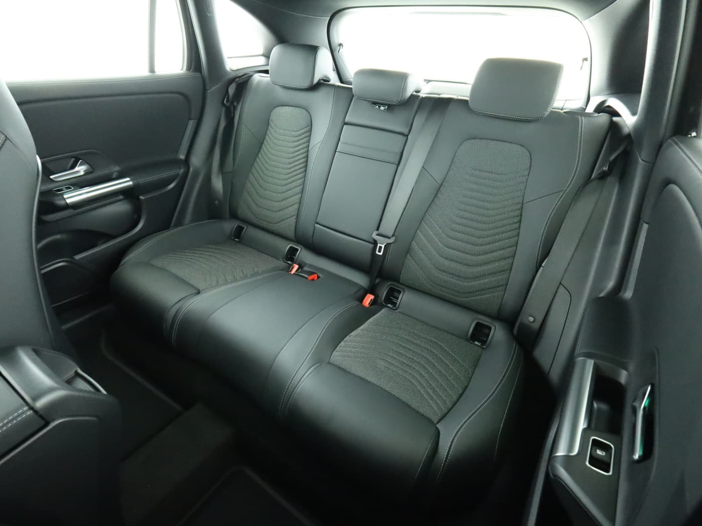 Mercedes-Benz EQA 250+ Bild 18