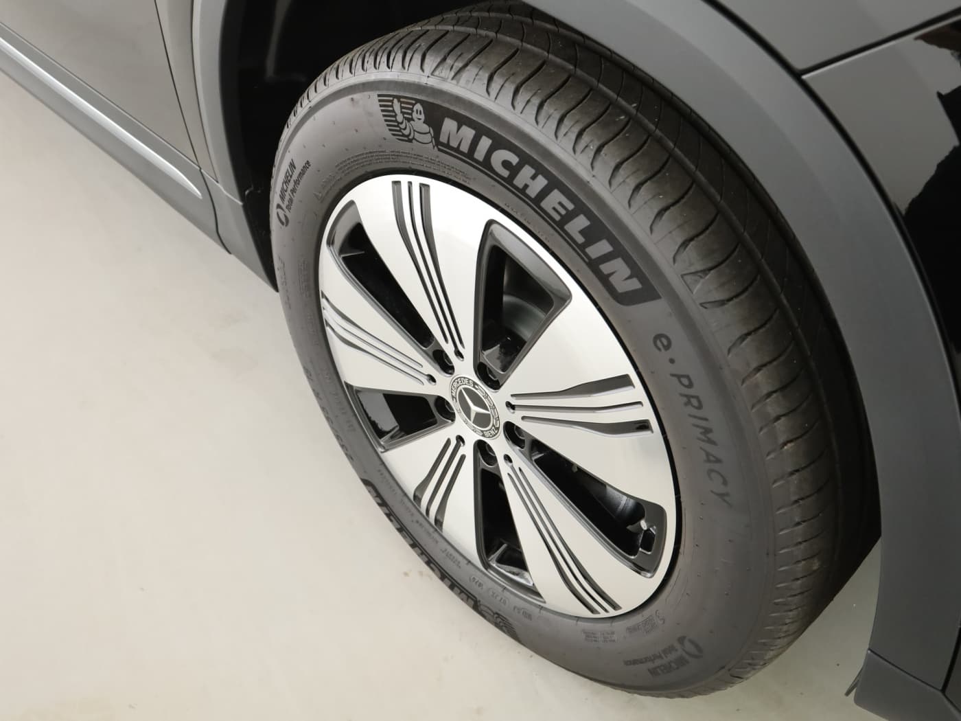 Mercedes-Benz EQA 250+ Bild 21