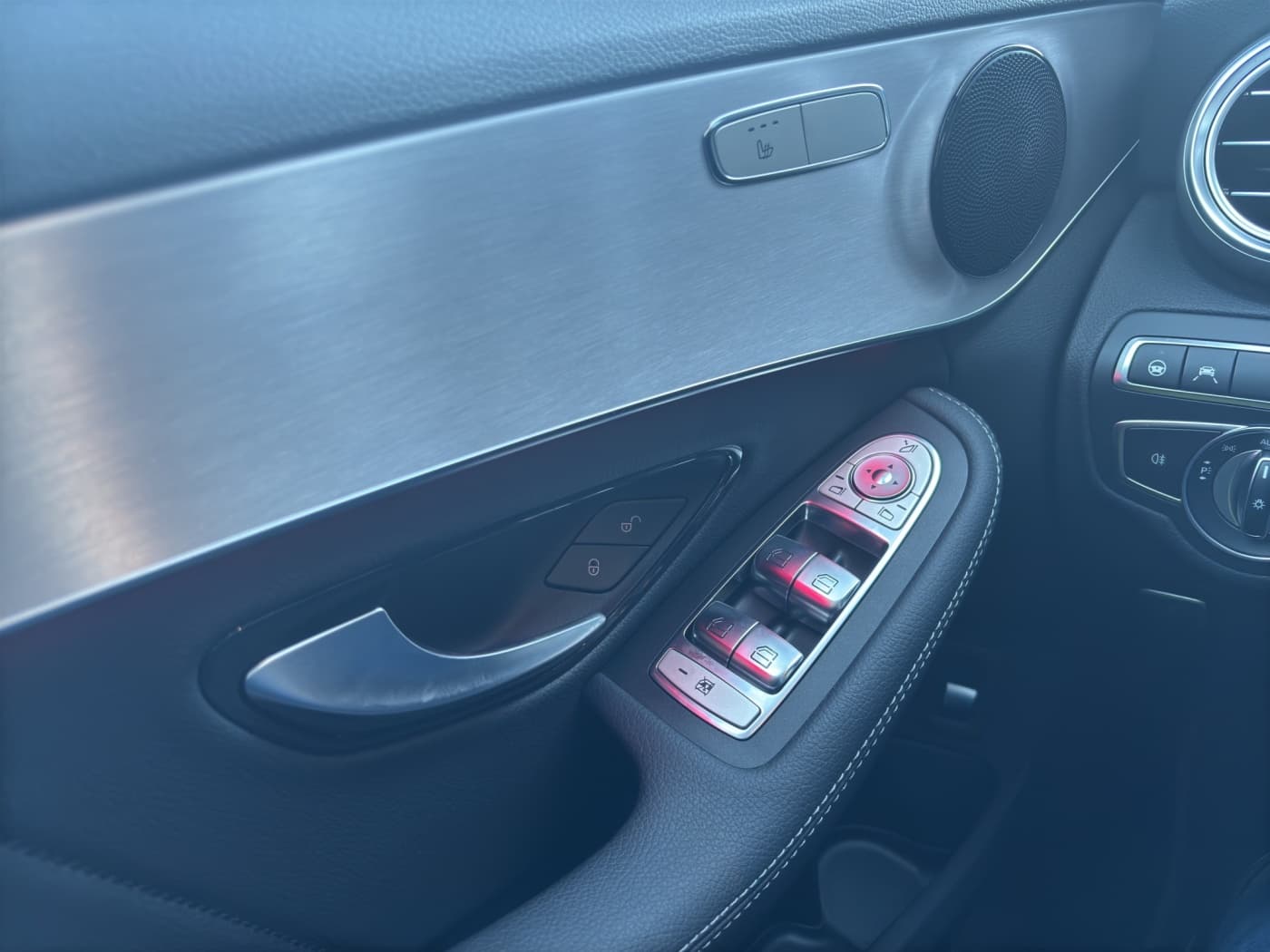 Mercedes-Benz C 300 de T Bild 18