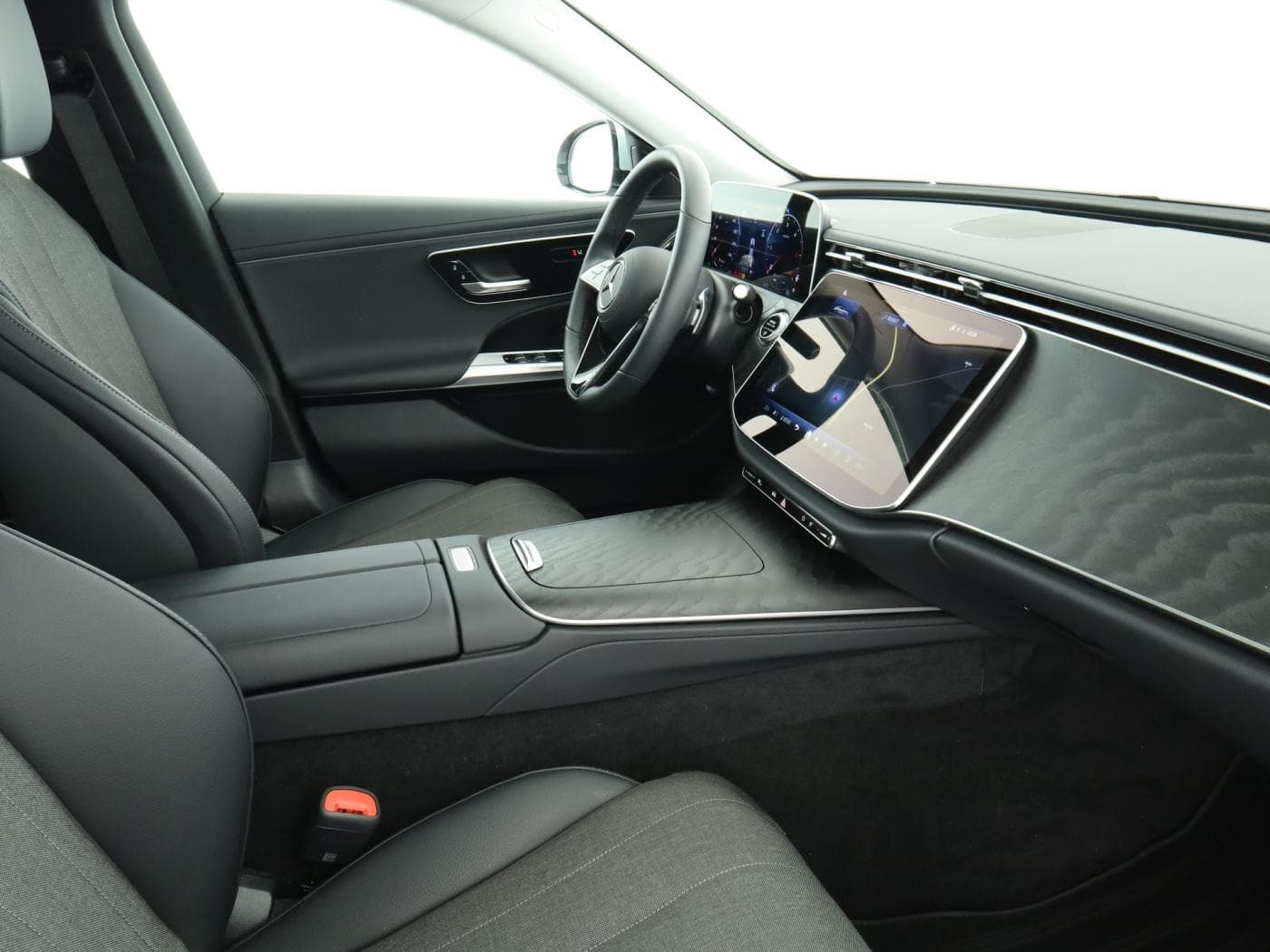 Mercedes-Benz E 220 d Bild 17