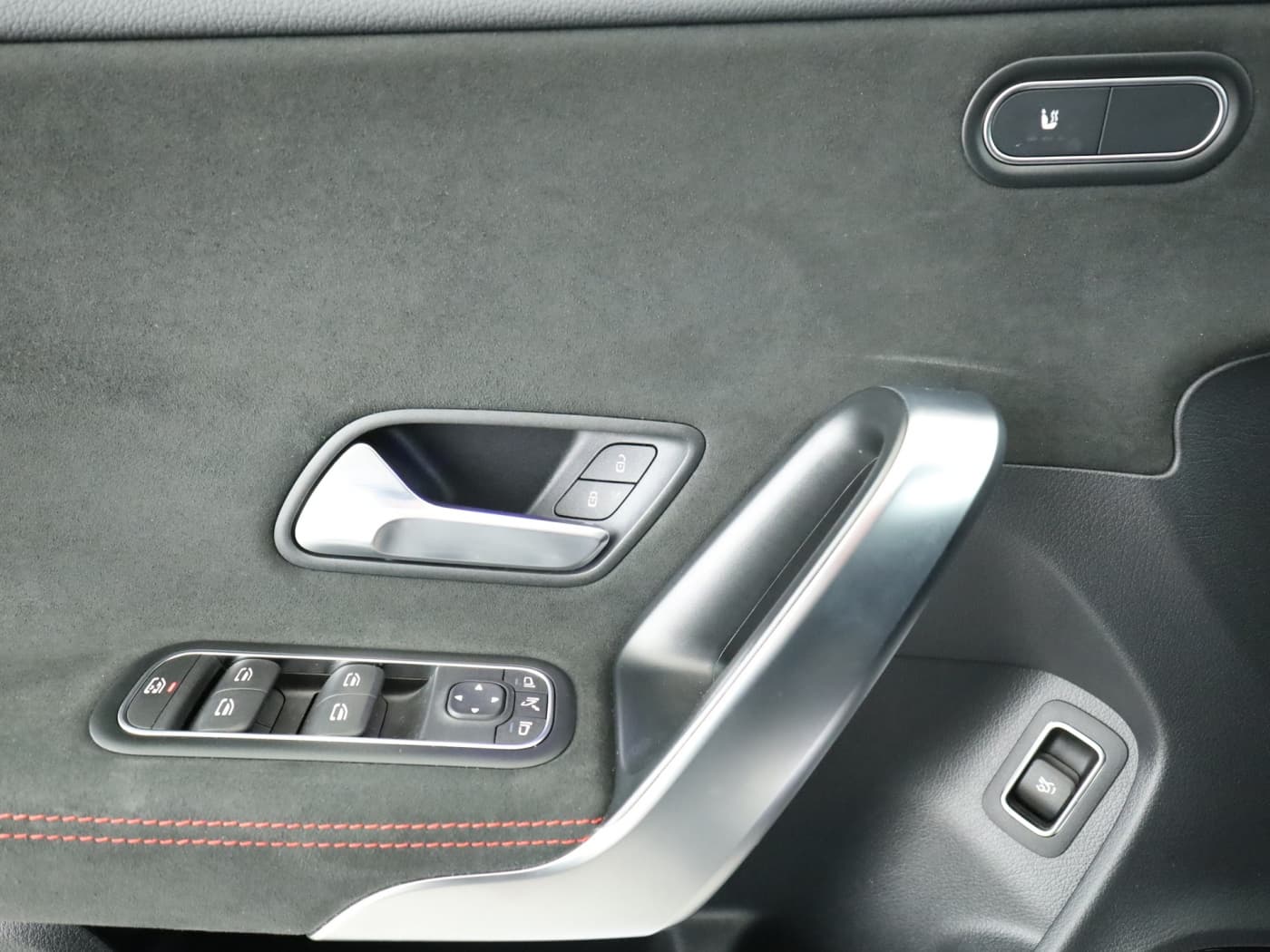 Mercedes-Benz CLA 200 d Bild 20