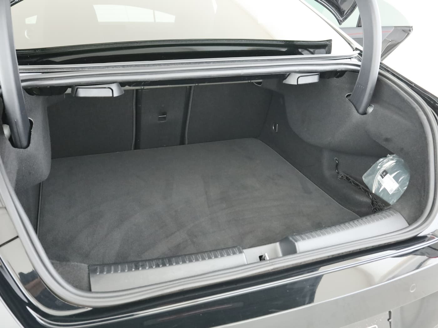 Mercedes-Benz CLA 200 d Bild 23