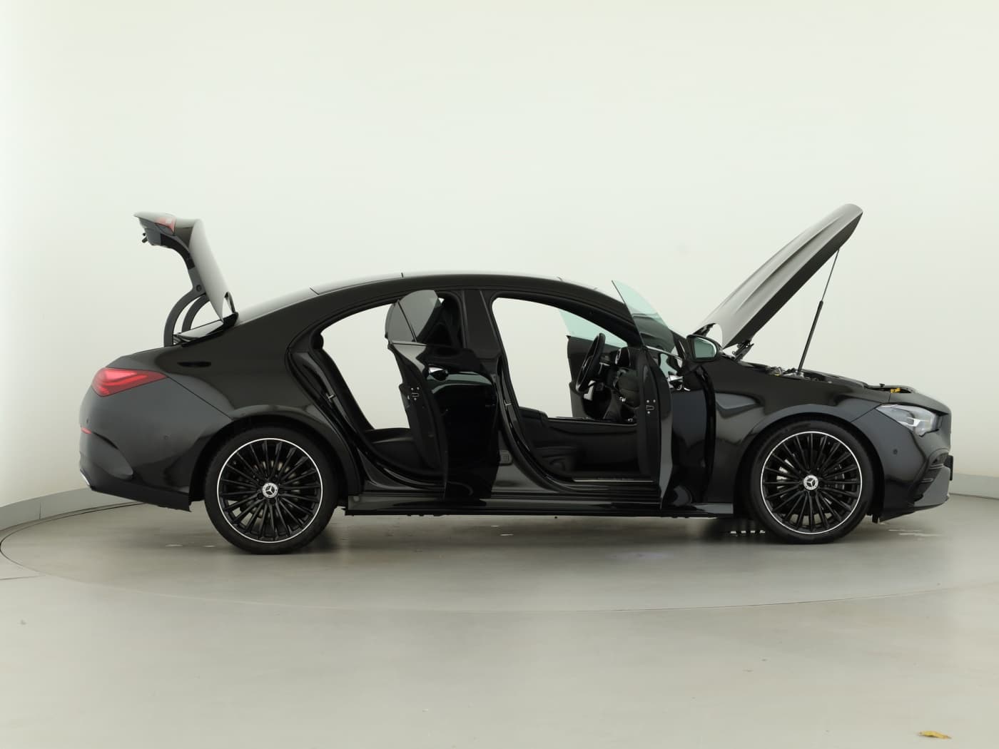 Mercedes-Benz CLA 200 d Bild 8