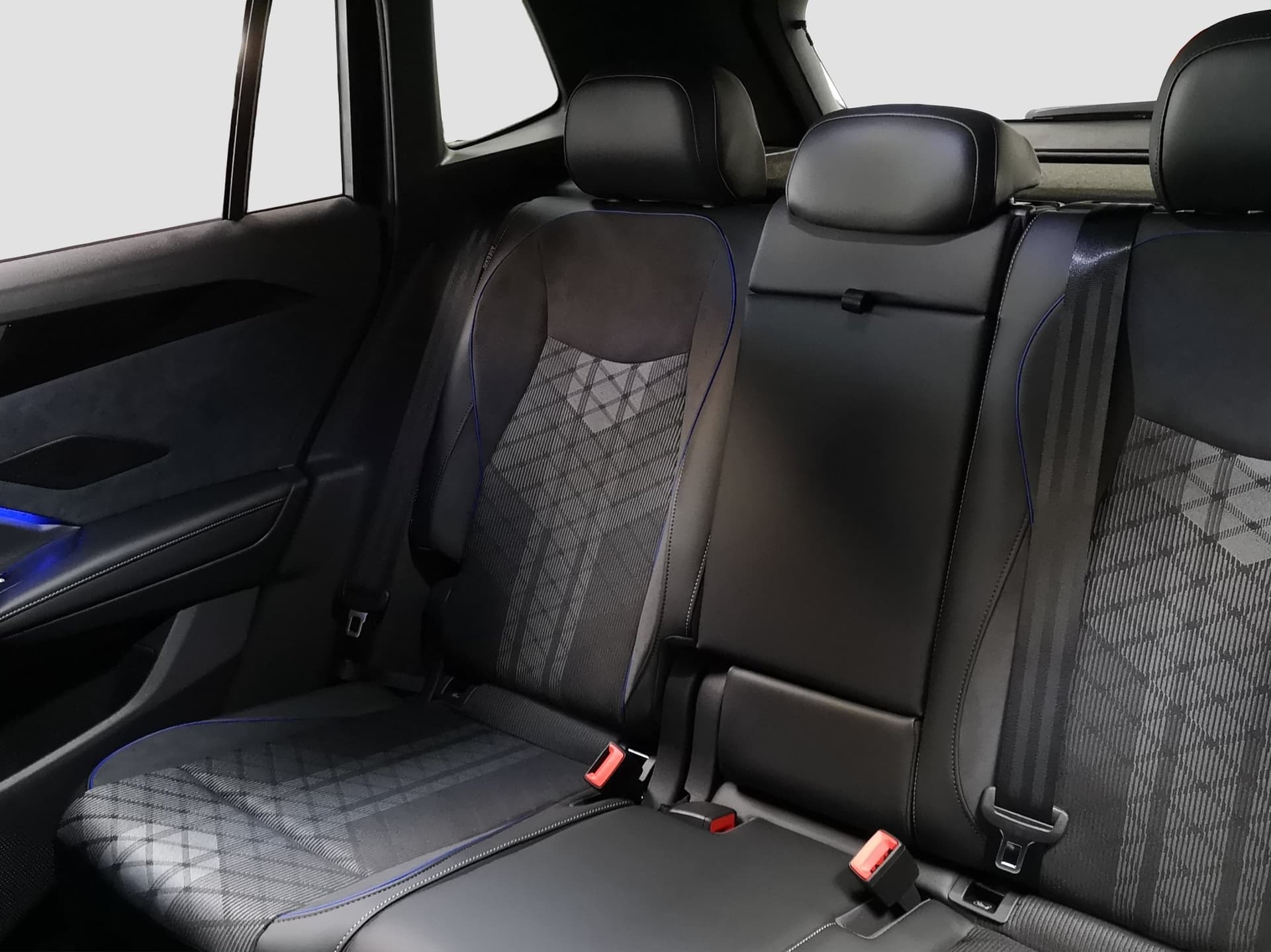 Volkswagen Tiguan R-Line 2.0 l TDI DSG Bild 15