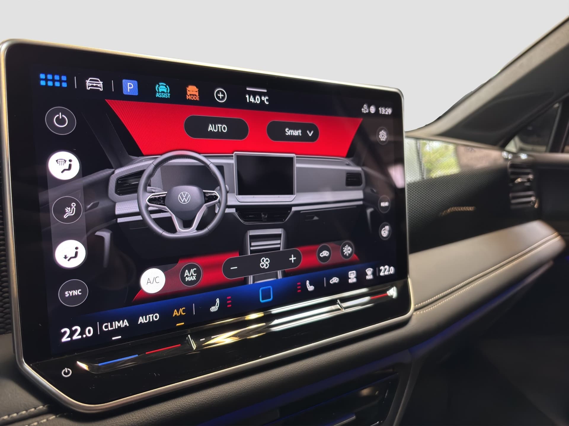 Volkswagen Tiguan GOAL 1.5 TSI DSG AHK NAVI ACC Kamera Bild 12