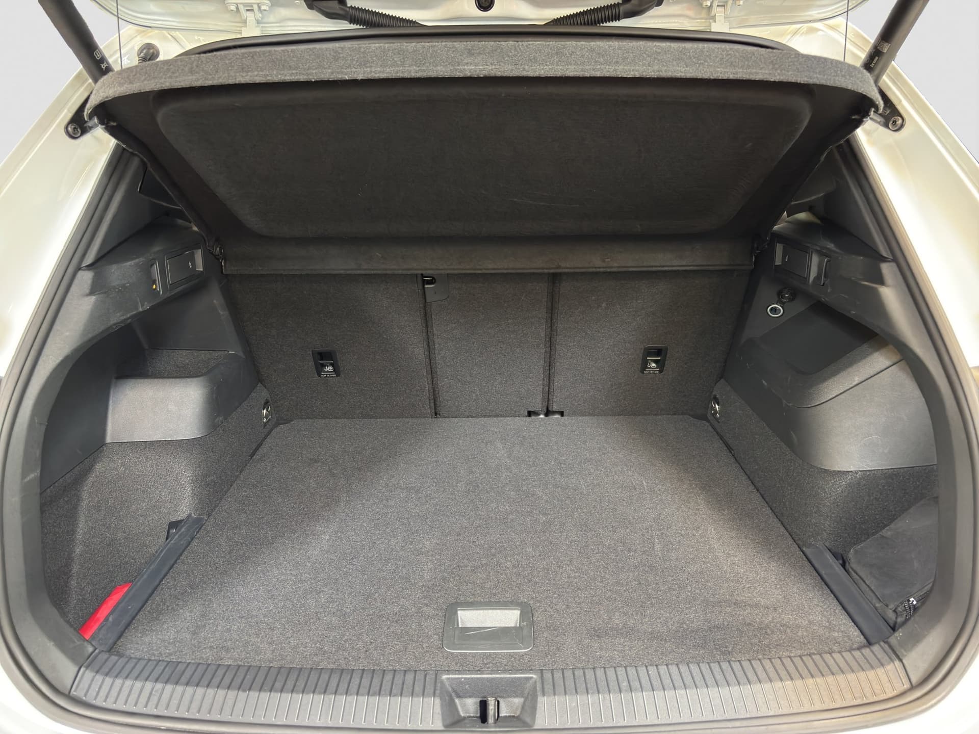 Volkswagen Tiguan GOAL 1.5 TSI DSG AHK NAVI ACC Kamera Bild 17