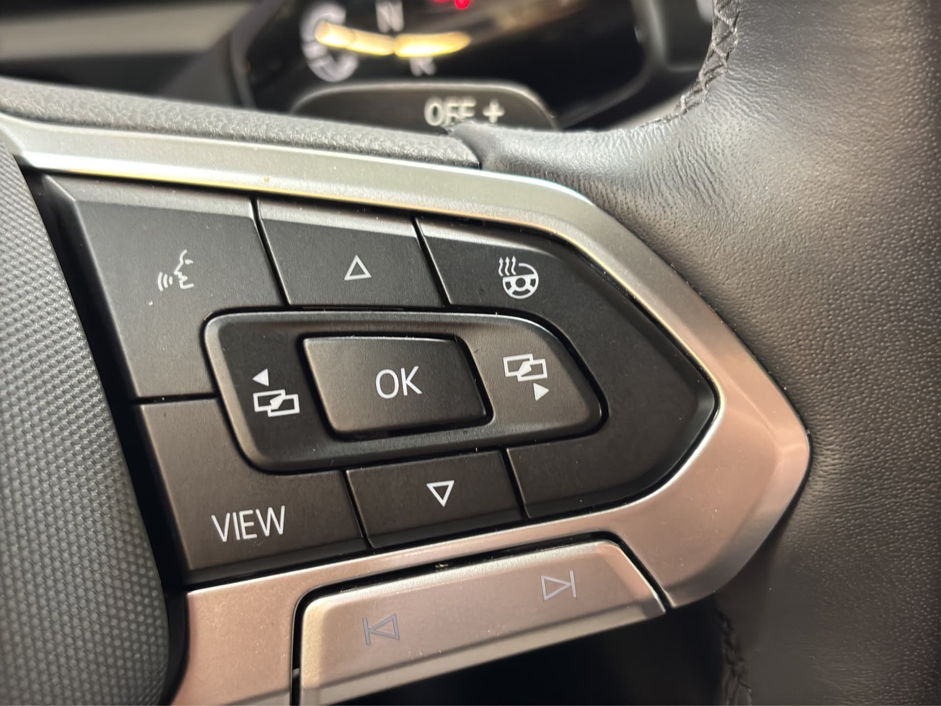 Volkswagen Tiguan GOAL 1.5 TSI DSG AHK NAVI ACC Kamera Bild 20