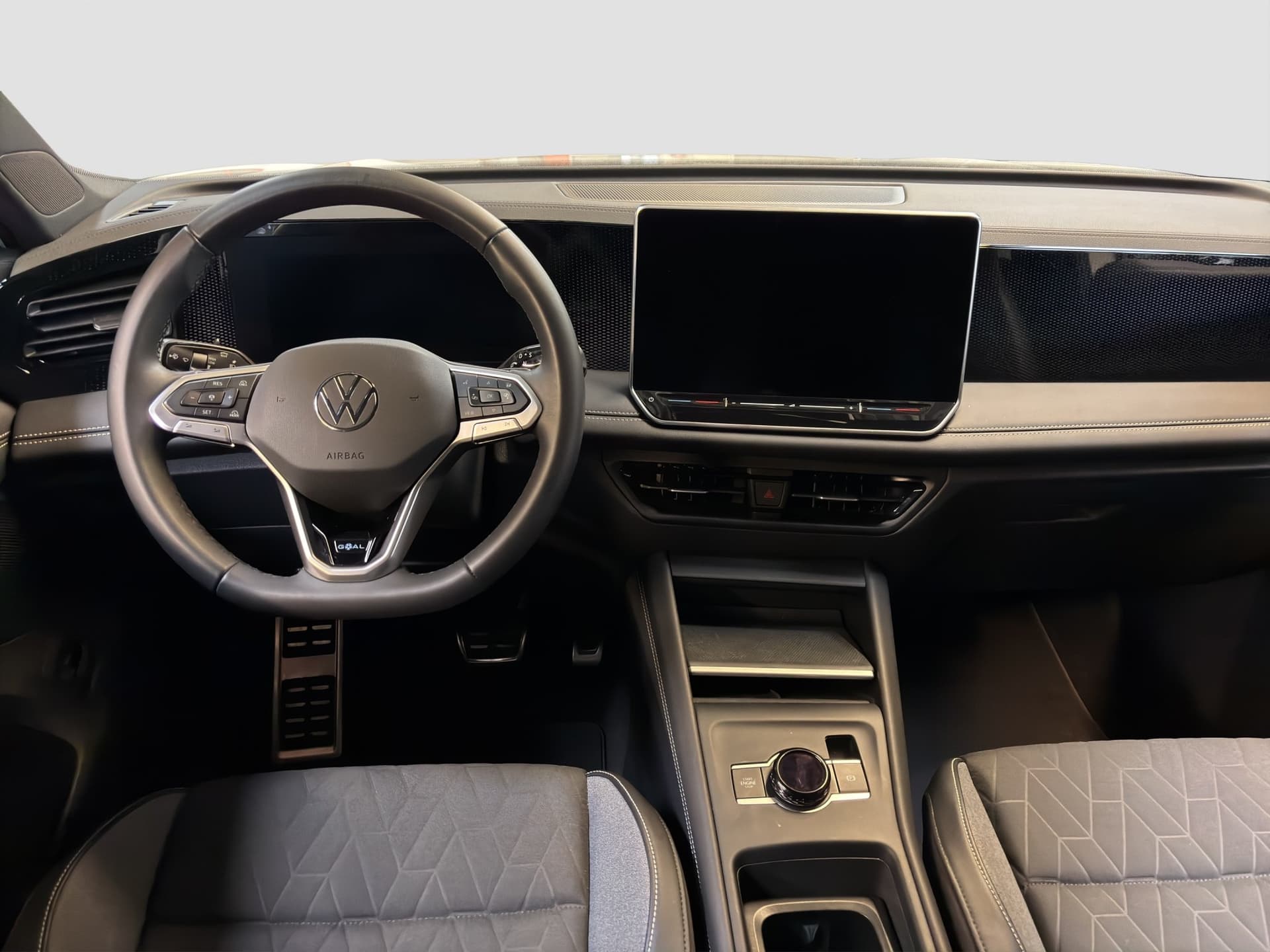 Volkswagen Tiguan GOAL 1.5 TSI DSG AHK NAVI ACC Kamera Bild 9