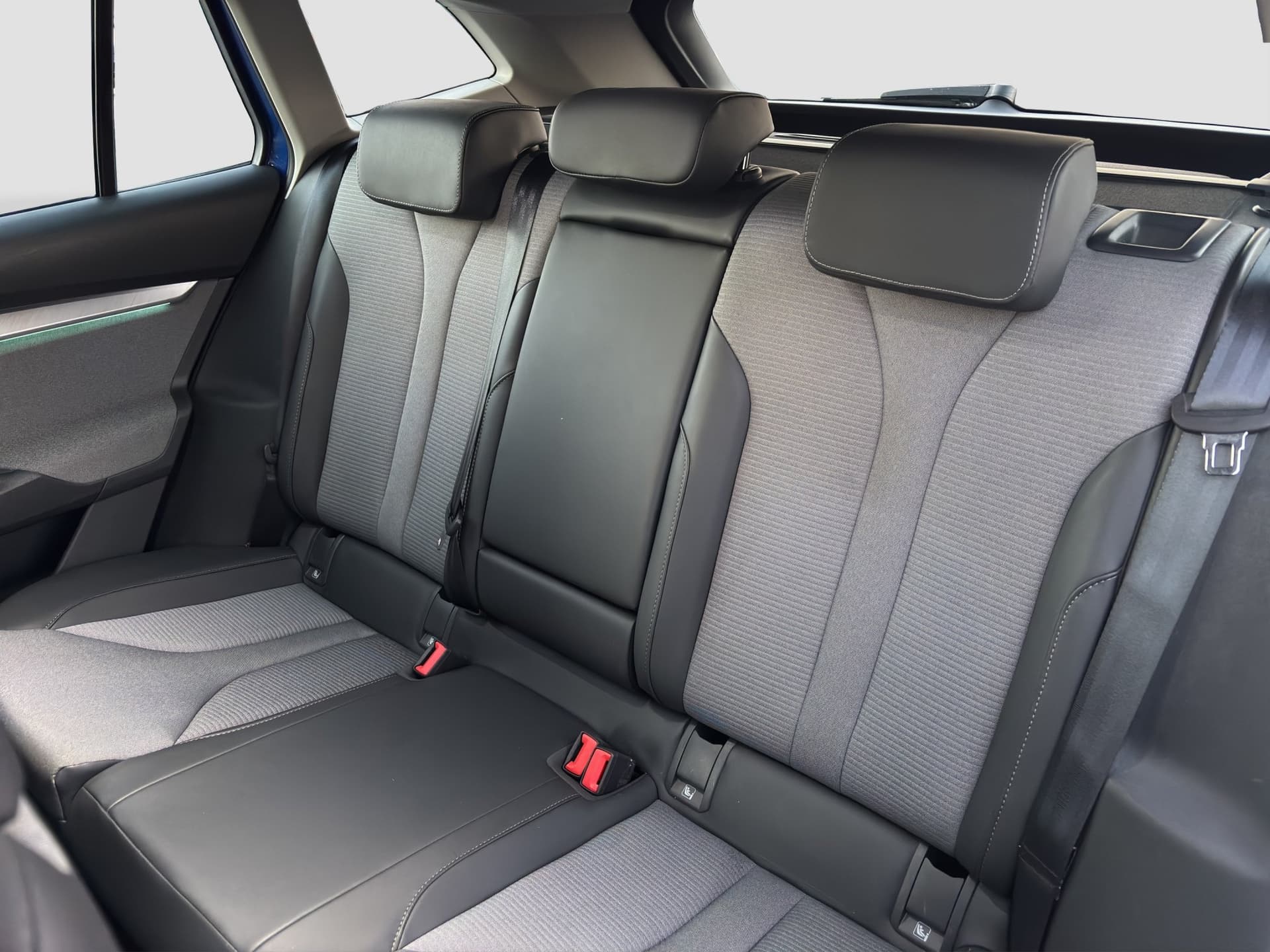 Skoda Enyaq 60 NAVI KAMERA 62 kWh Bild 14