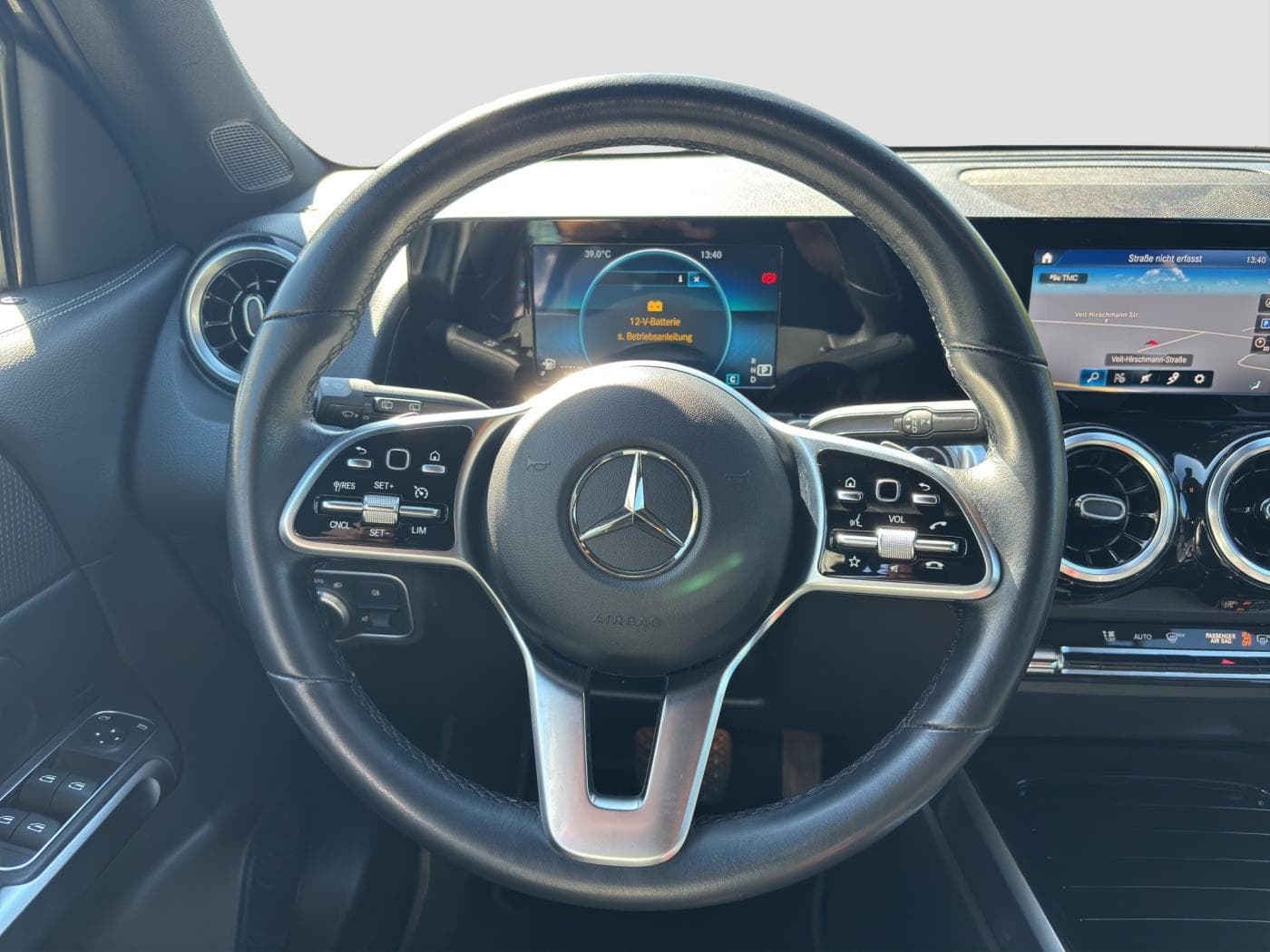 Mercedes-Benz GLB 220 d Bild 10