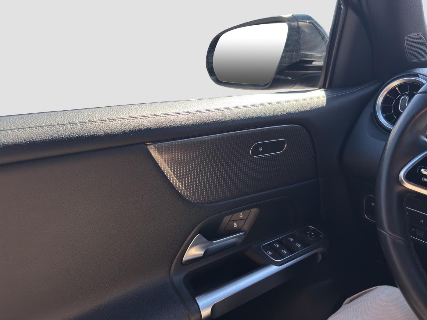 Mercedes-Benz GLB 220 d Bild 17