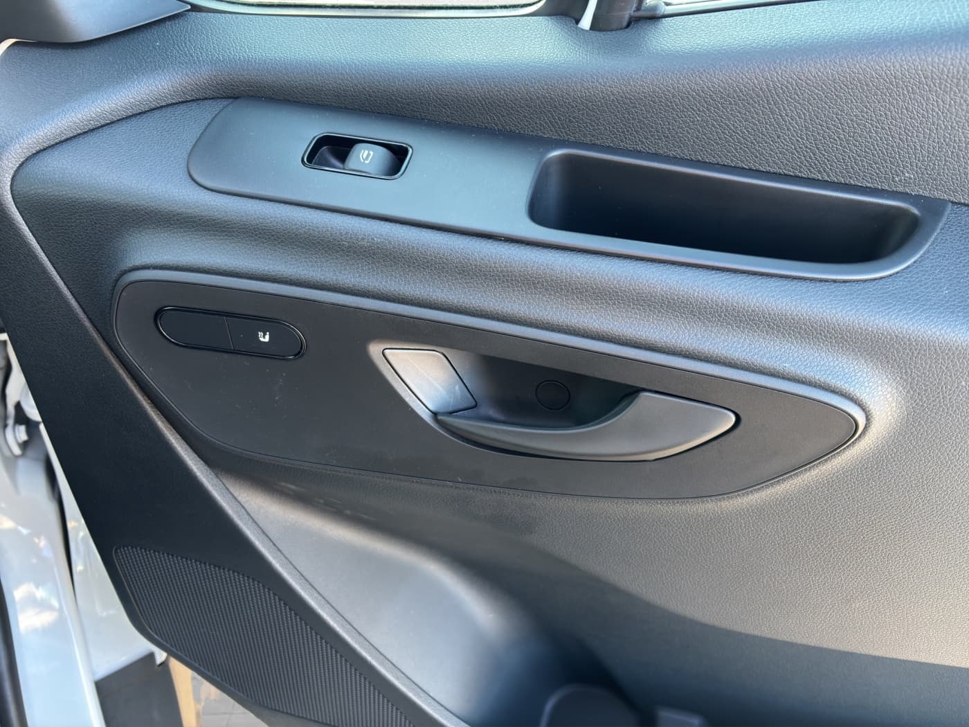 Mercedes-Benz Sprinter 317 CDI Kasten PRO Hochdach Lang Bild 14