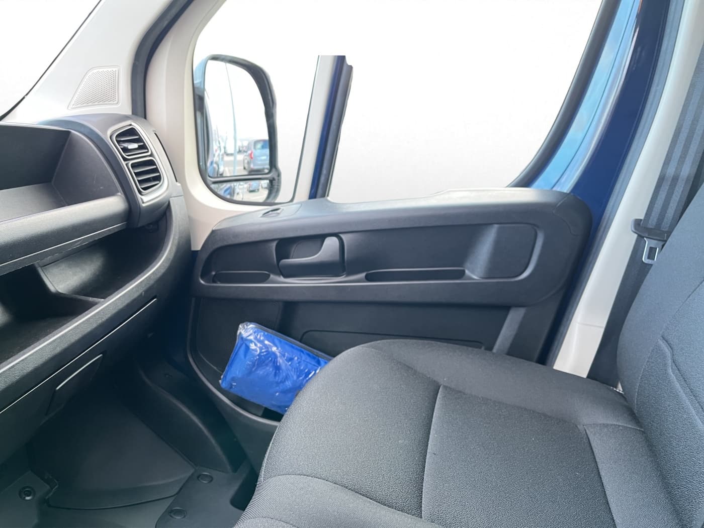 Fiat Ducato Kasten 30  L2H2 Bild 12