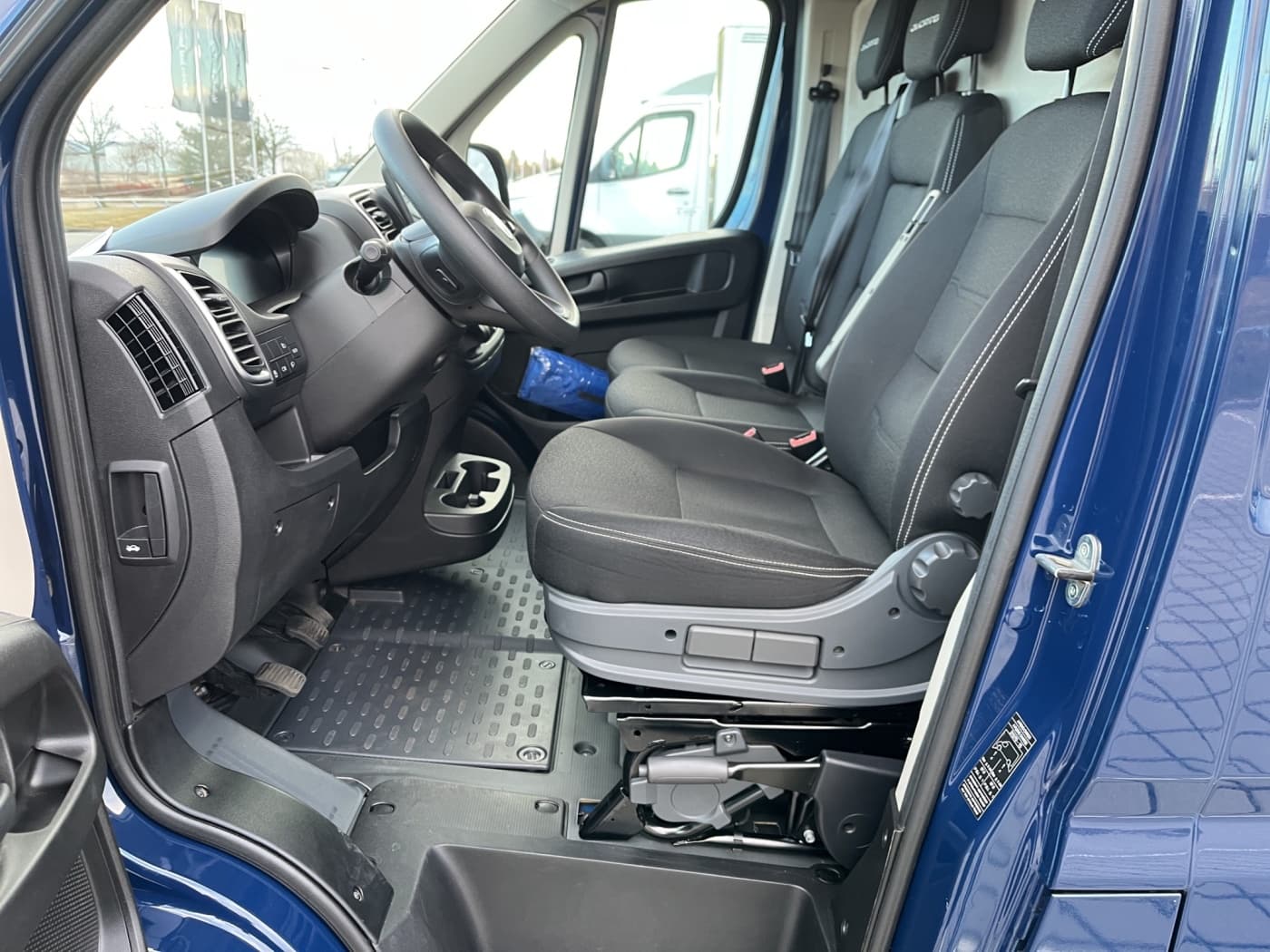 Fiat Ducato Kasten 30  L2H2 Bild 18