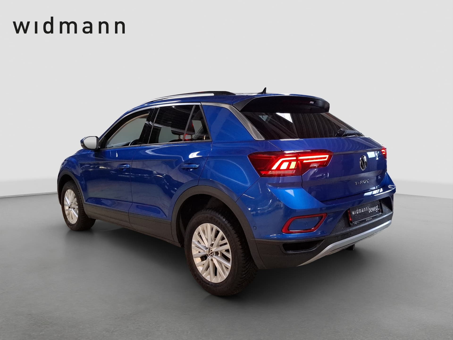 Volkswagen T-Roc Life 1.5 TSI 150 PS DSG AHK Standheizung ACC Bild 8