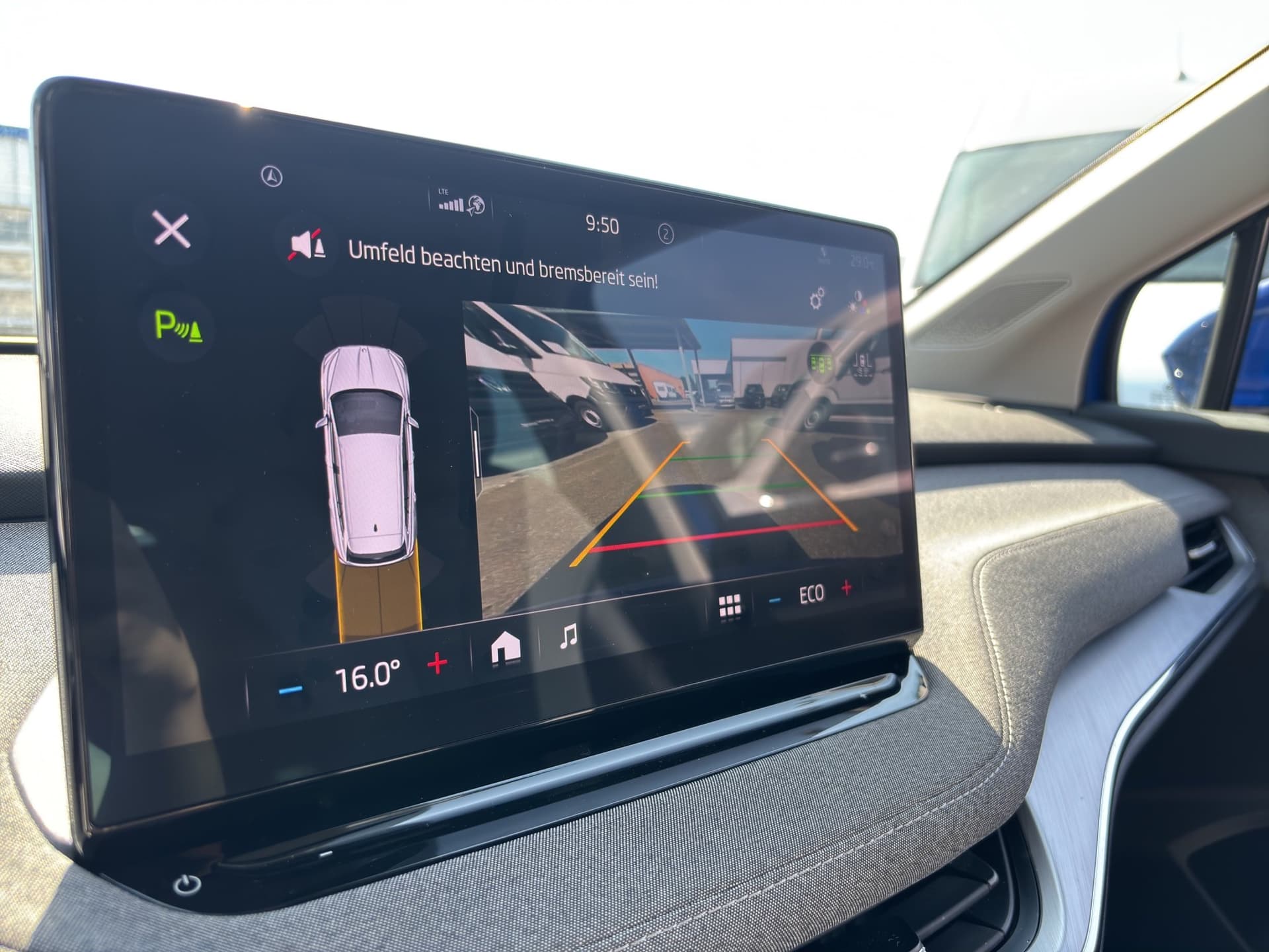 Skoda Enyaq 50 kWh KAMARA NAVI Bild 20