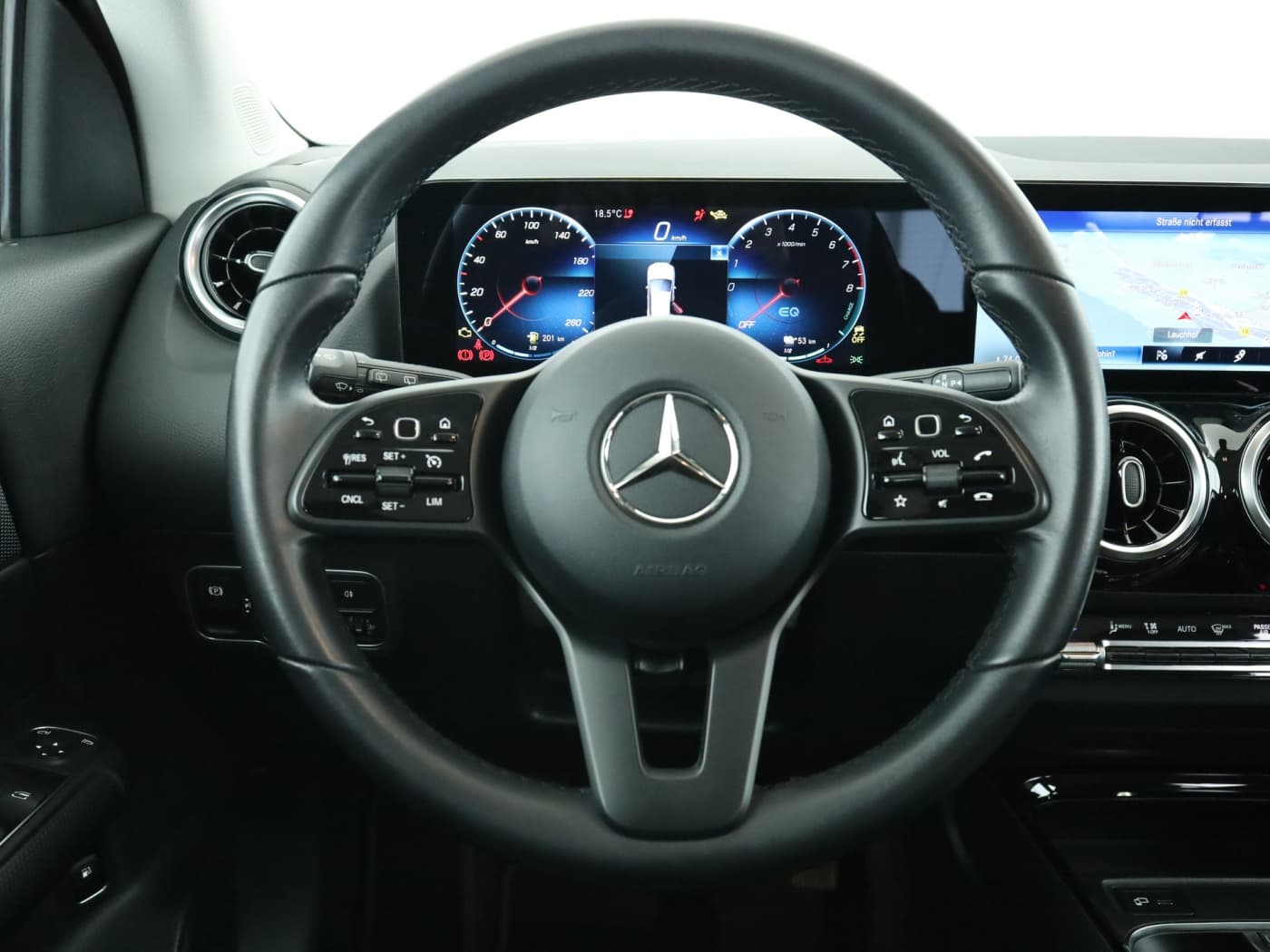 Mercedes-Benz GLA 250 e Bild 11