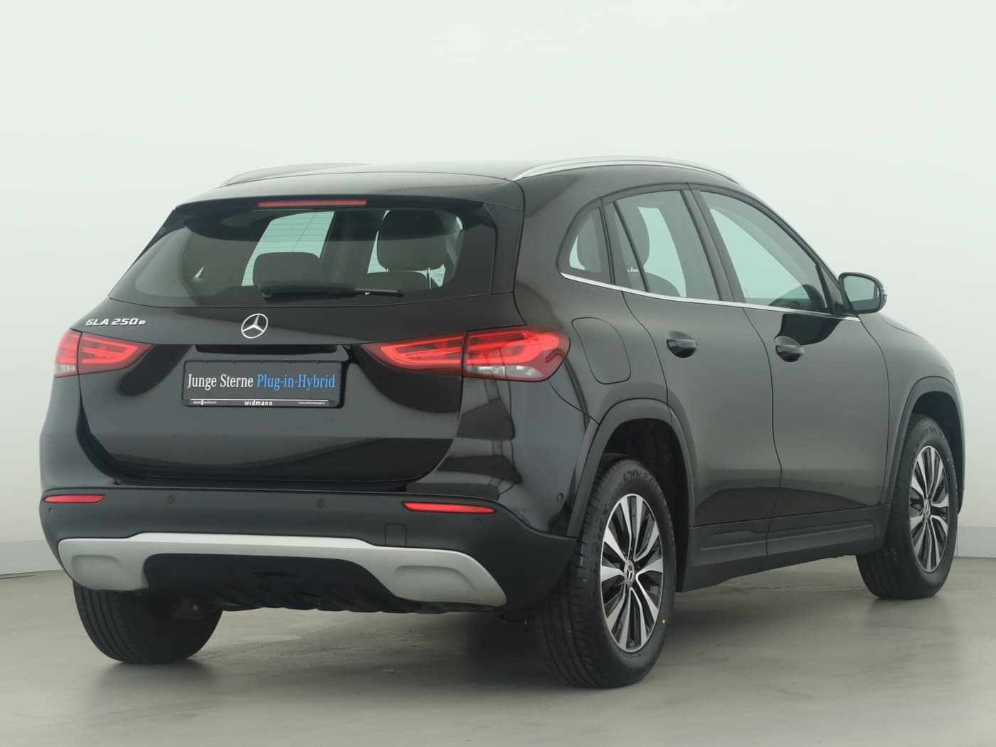 Mercedes-Benz GLA 250 e Bild 2
