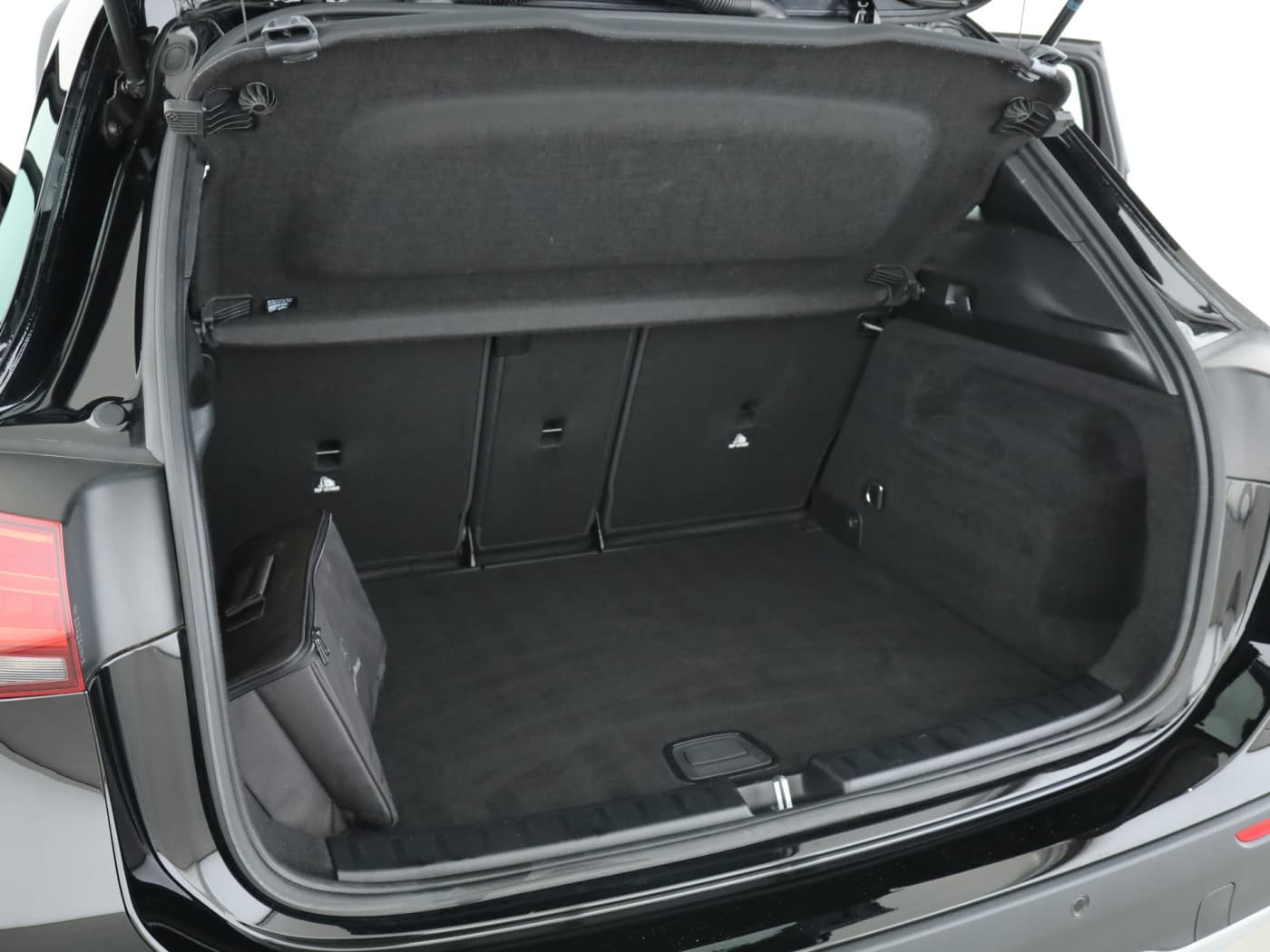 Mercedes-Benz GLA 250 e Bild 22