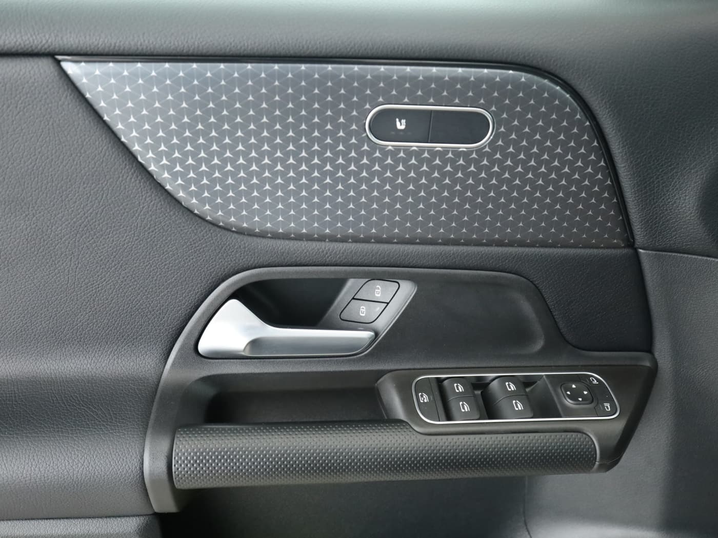 Mercedes-Benz GLB 180 d Bild 20