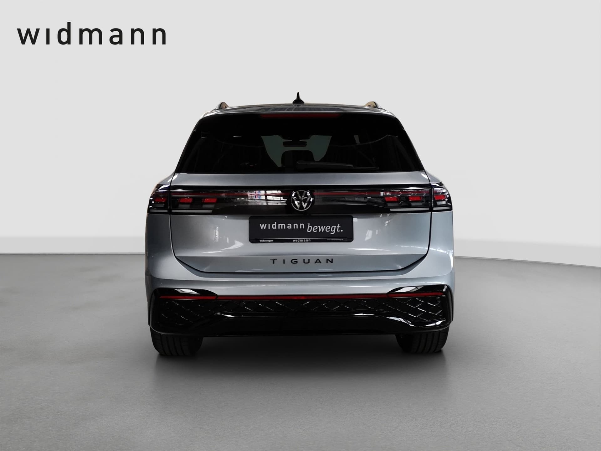 Volkswagen Tiguan R-Line 1.5 l eHybrid OPF / 85 kW (115 PS) 6-Gang-Doppelkupplungsgetriebe DSG Bild 4