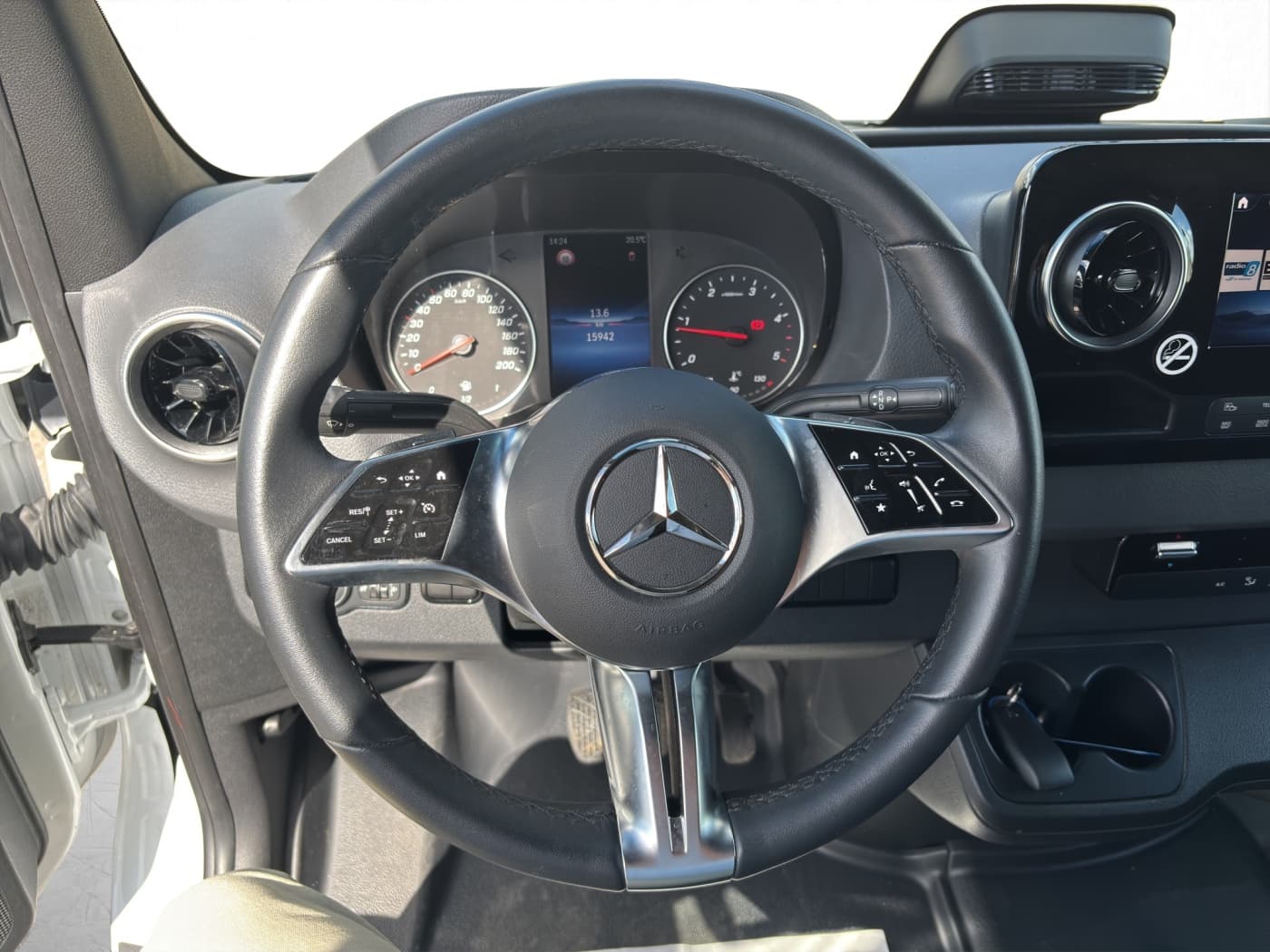 Mercedes-Benz Sprinter 317 CDI Hochdach Kasten lang Bild 10