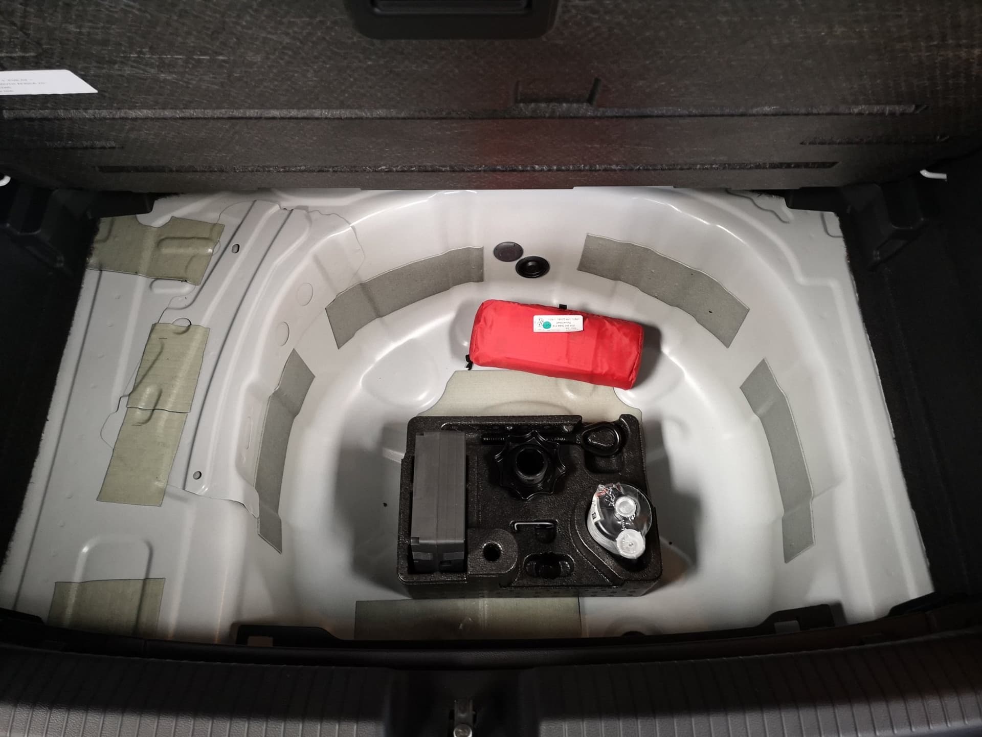 Volkswagen Polo GOAL 1.0 l TSI OPF  5-Gang Bild 21