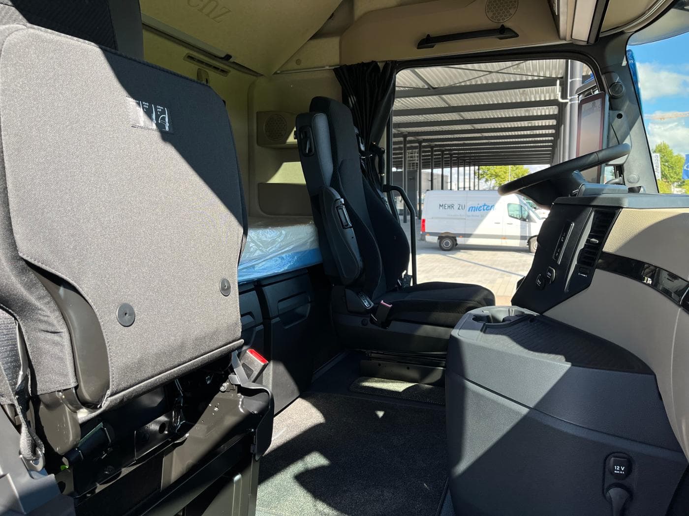 Mercedes-Benz Actros 1848 LS Bild 18