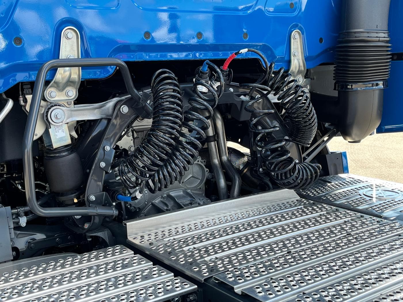 Mercedes-Benz Actros 1848 LS Bild 4