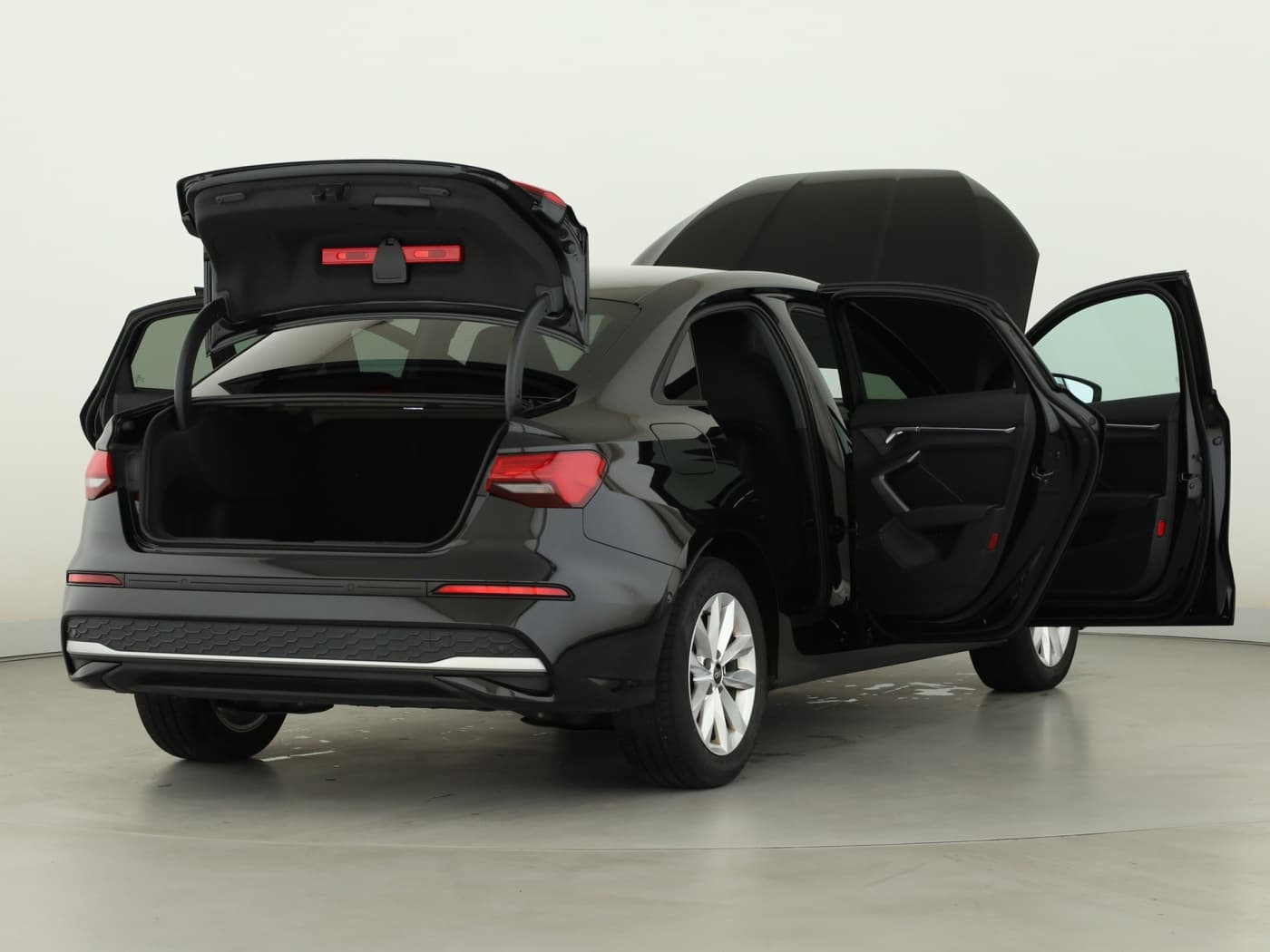Audi A3 Lim 35 2.0 TDI Bild 9
