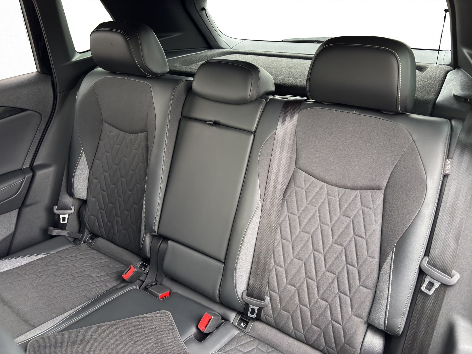 Volkswagen Tiguan GOAL 1.5 eTSI 150 PS DSG AHK NAVI ACC KAMERA Bild 14