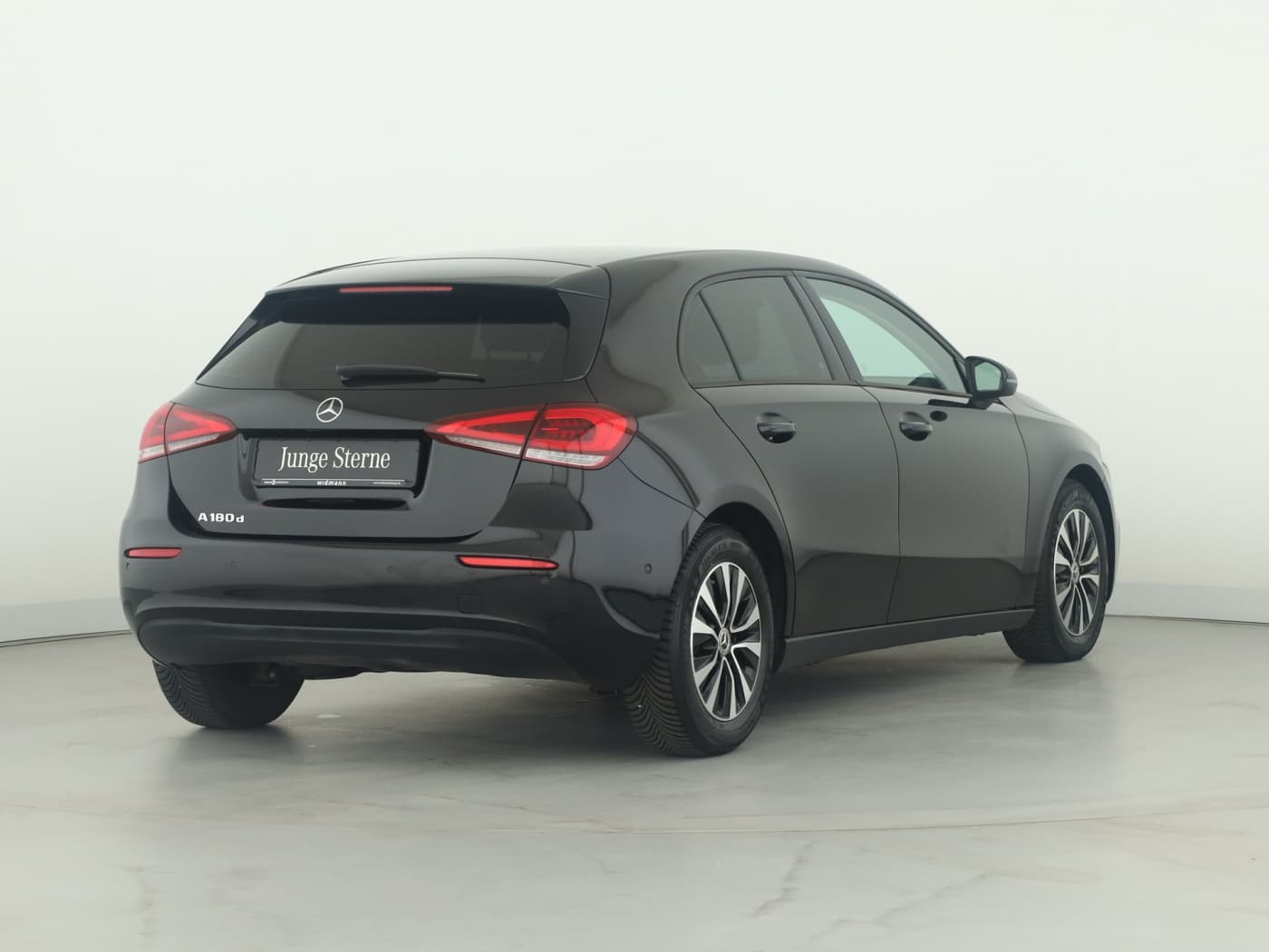 Mercedes-Benz A 180 d Bild 2