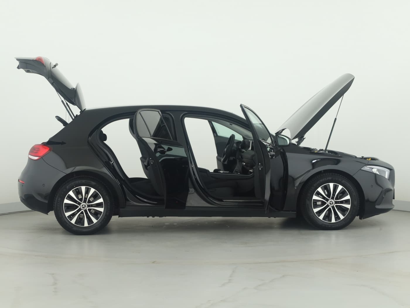 Mercedes-Benz A 180 d Bild 8