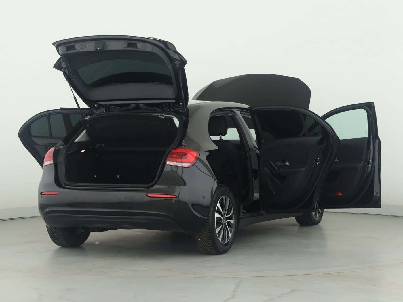 Mercedes-Benz A 180 d Bild 9