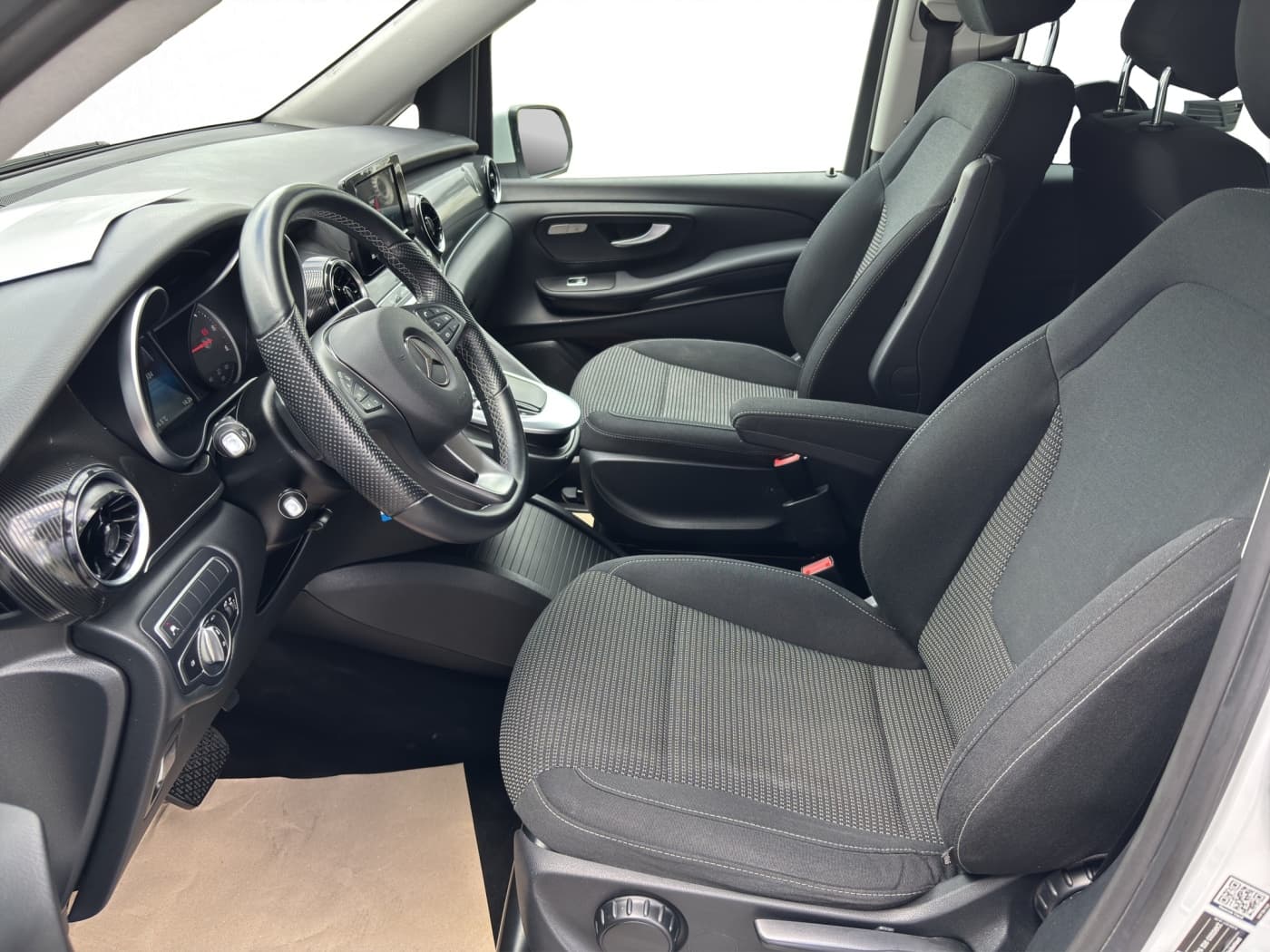 Mercedes-Benz V 220 d EDITION Lang Bild 15