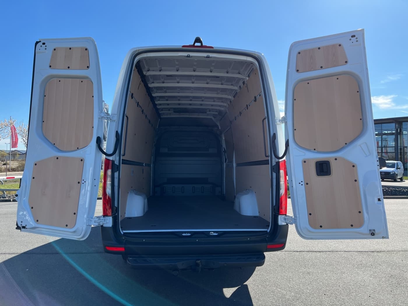 Mercedes-Benz Sprinter 319 CDI Kasten PRO Maxi Bild 19