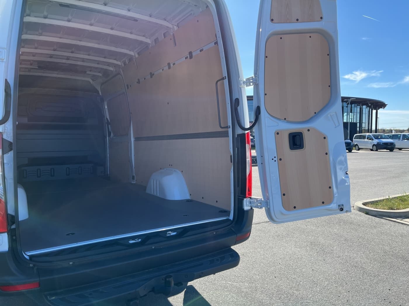 Mercedes-Benz Sprinter 319 CDI Kasten PRO Maxi Bild 21