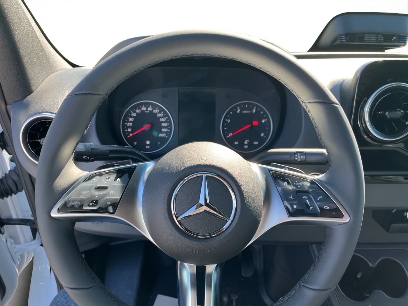 Mercedes-Benz Sprinter 319 CDI Kasten PRO Maxi Bild 9